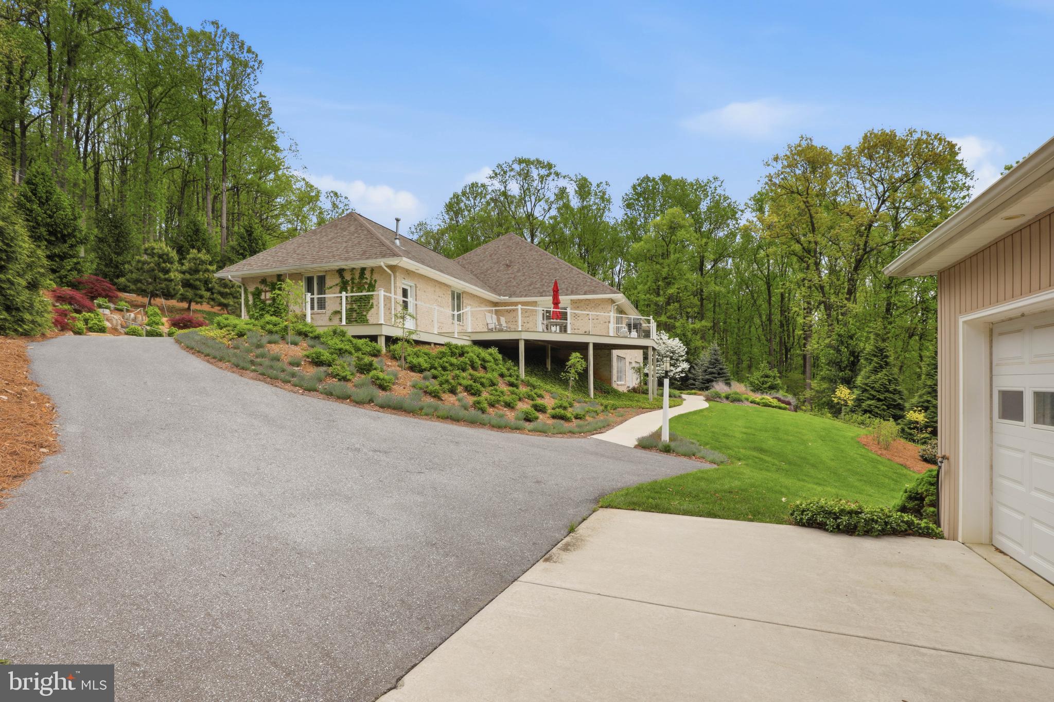 SPRING HILL ACRES - Residential