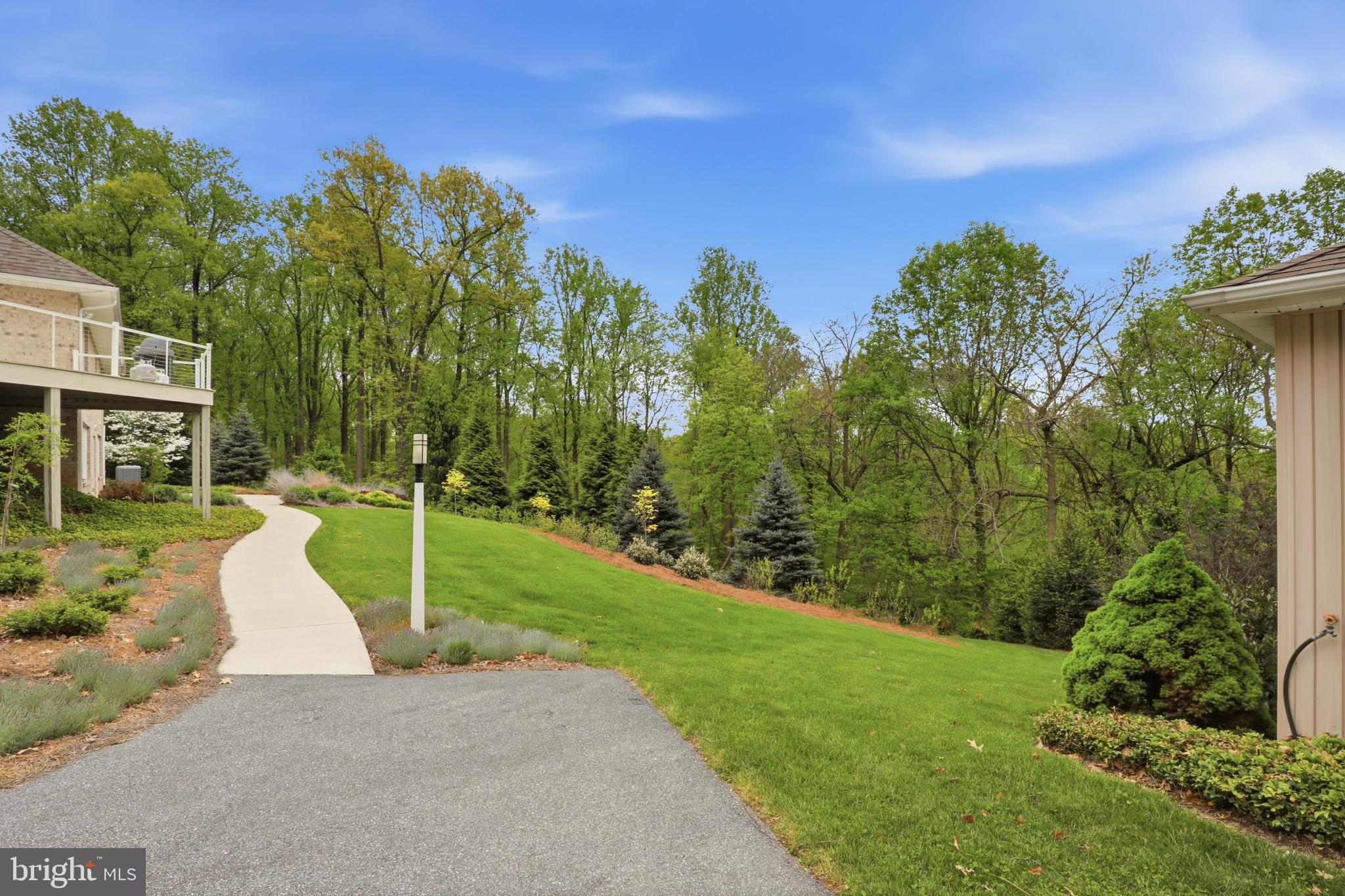 SPRING HILL ACRES - Residential
