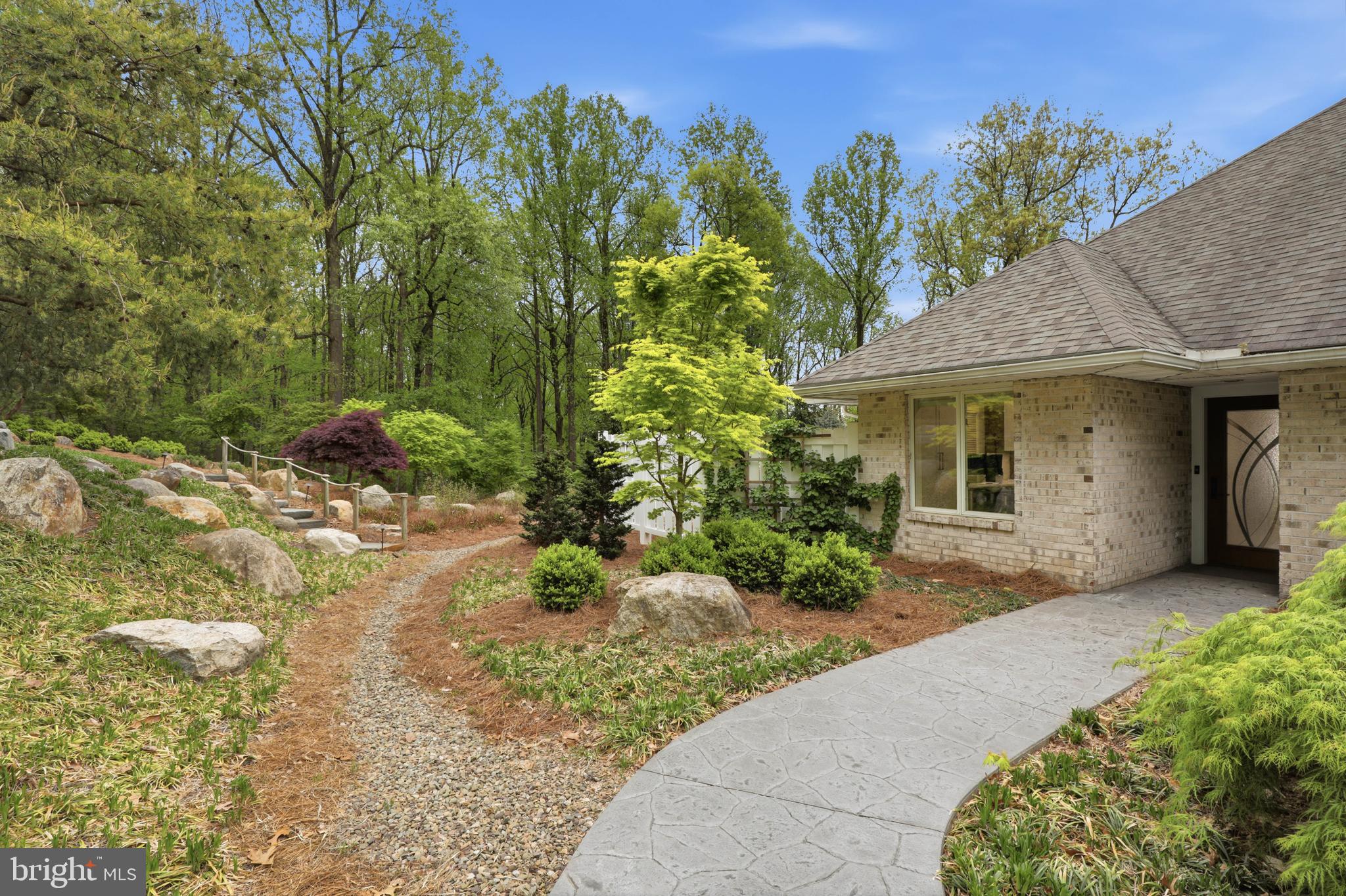 SPRING HILL ACRES - Residential