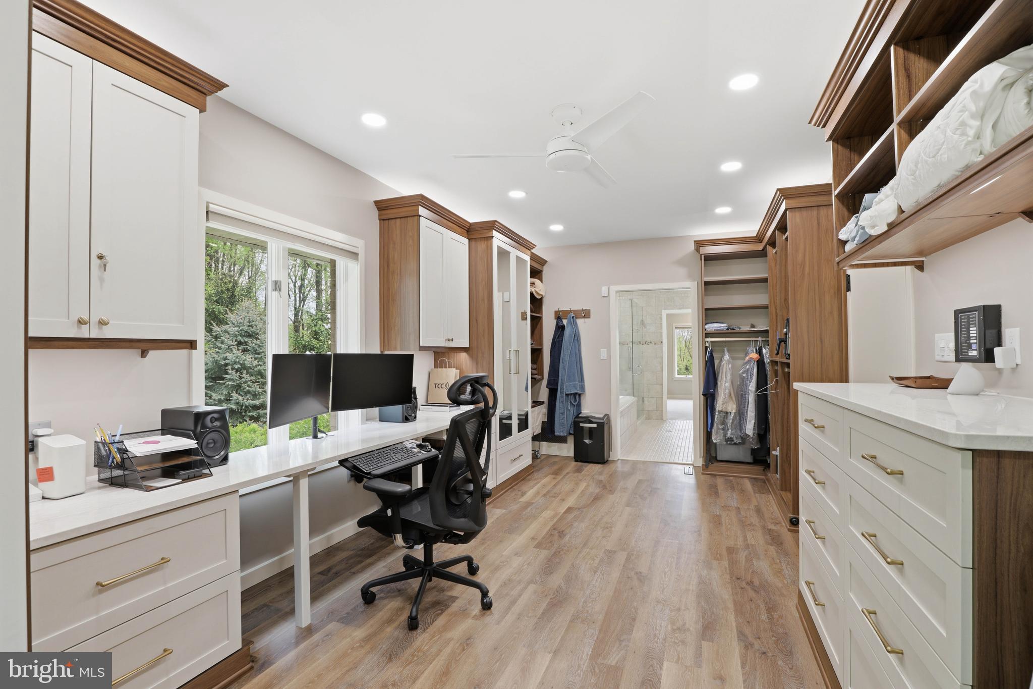 SPRING HILL ACRES - Residential