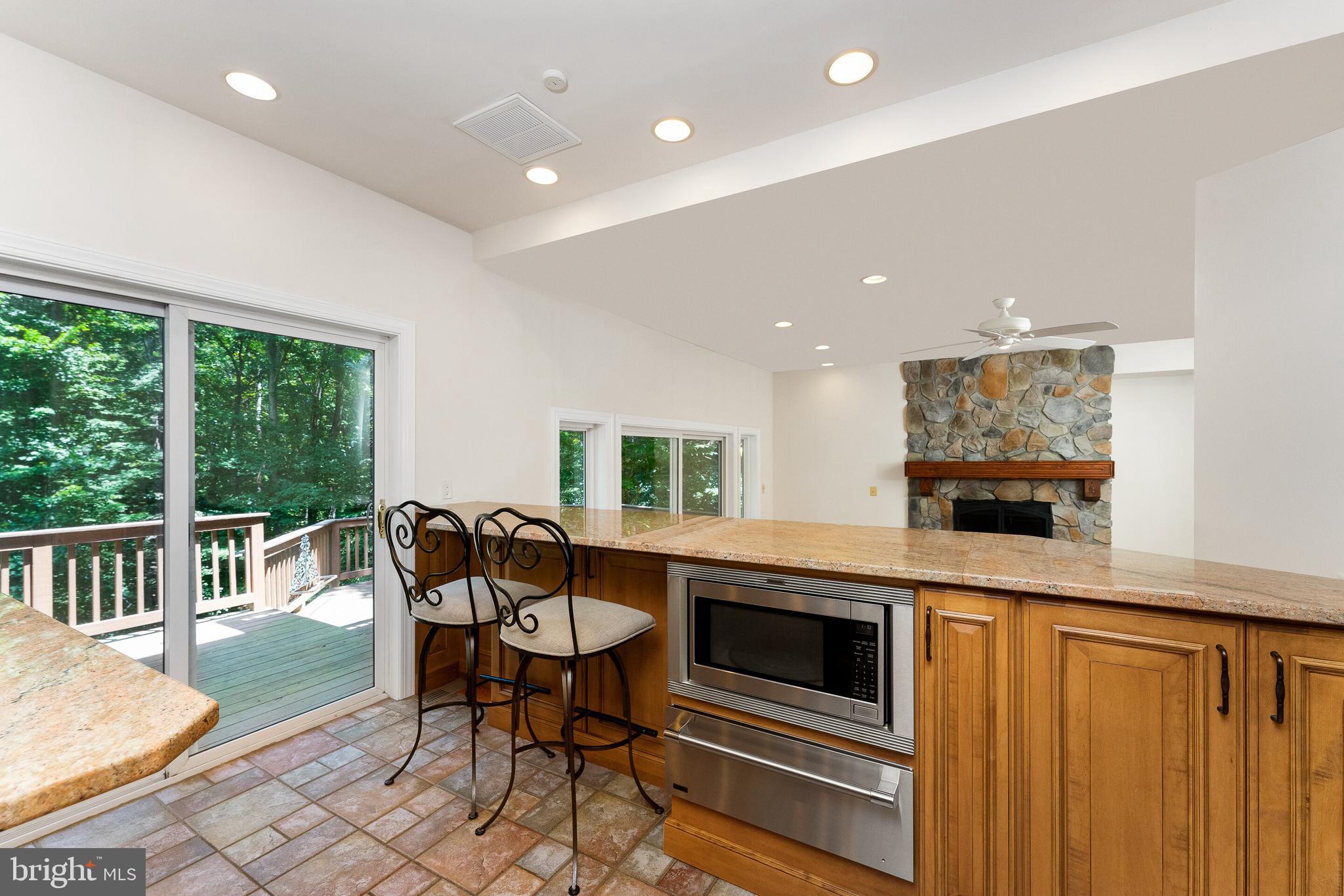 OCCOQUAN OAKS - Residential