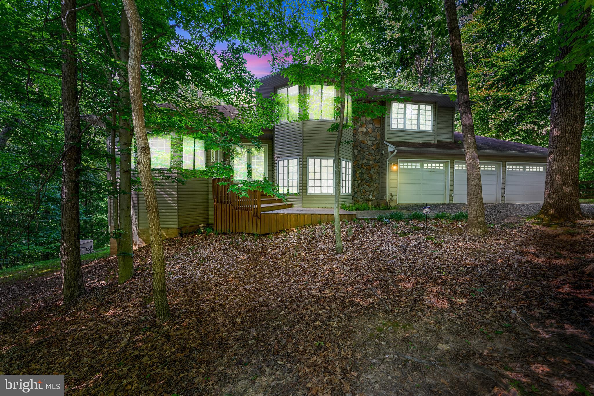 OCCOQUAN OAKS - Residential