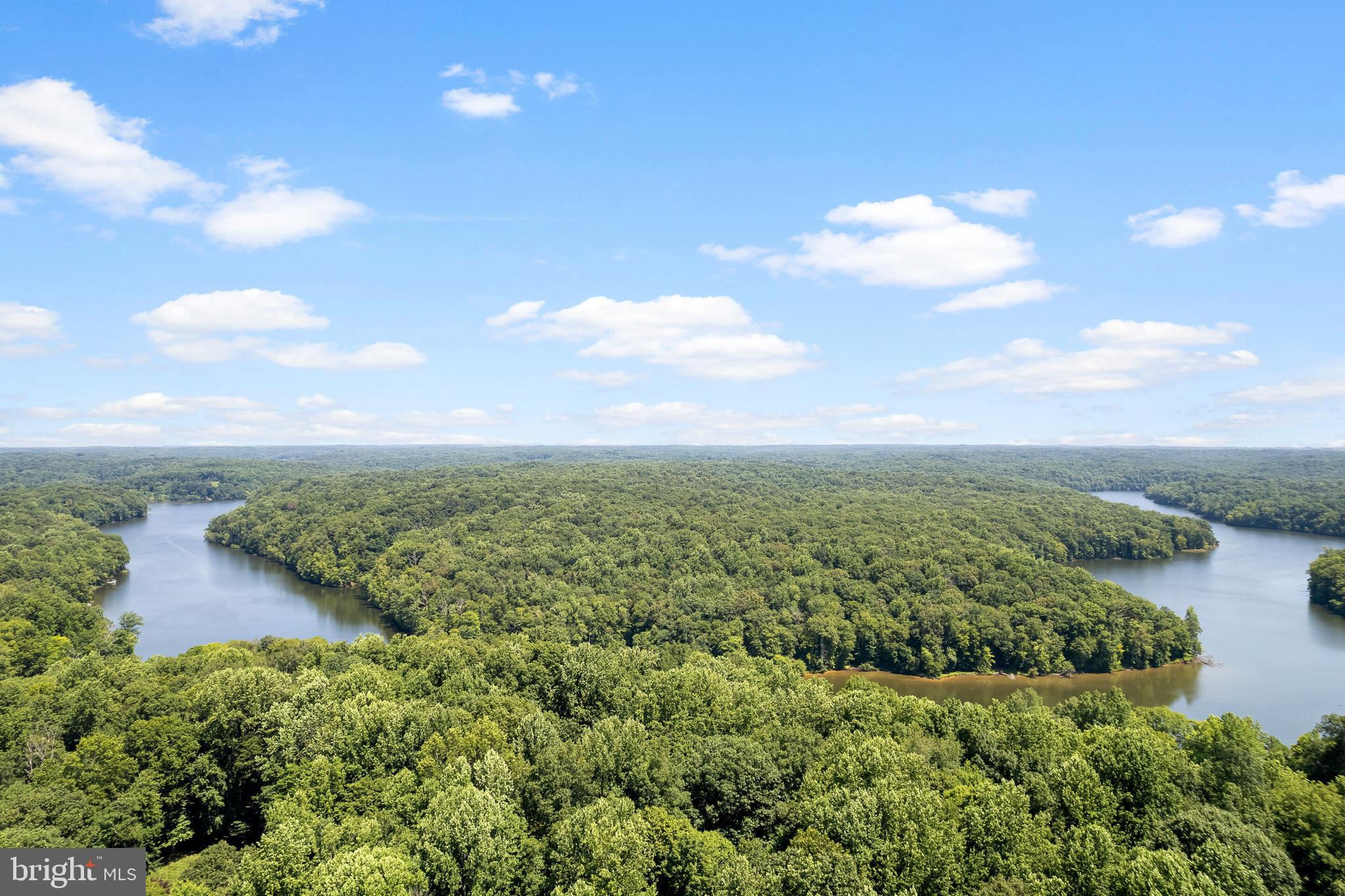 OCCOQUAN OAKS - Residential