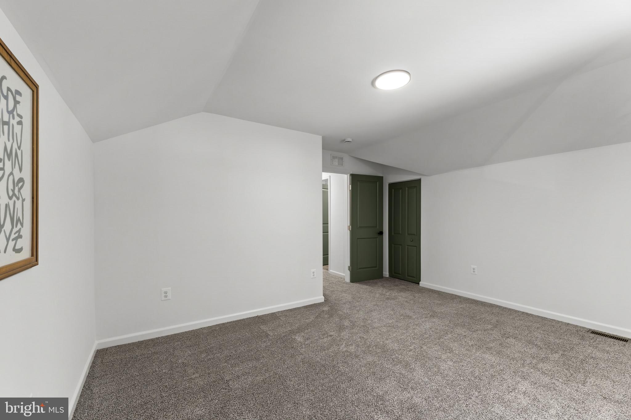 BEVERLEY BEACH - Residential