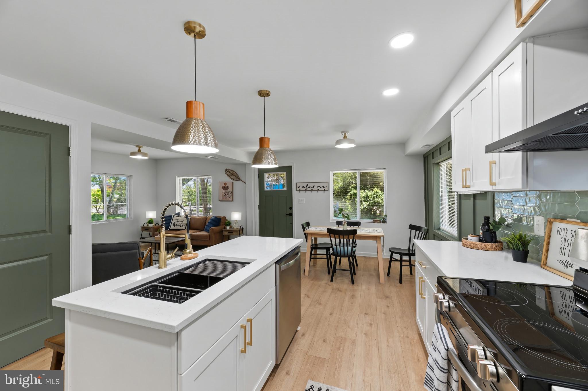 BEVERLEY BEACH - Residential