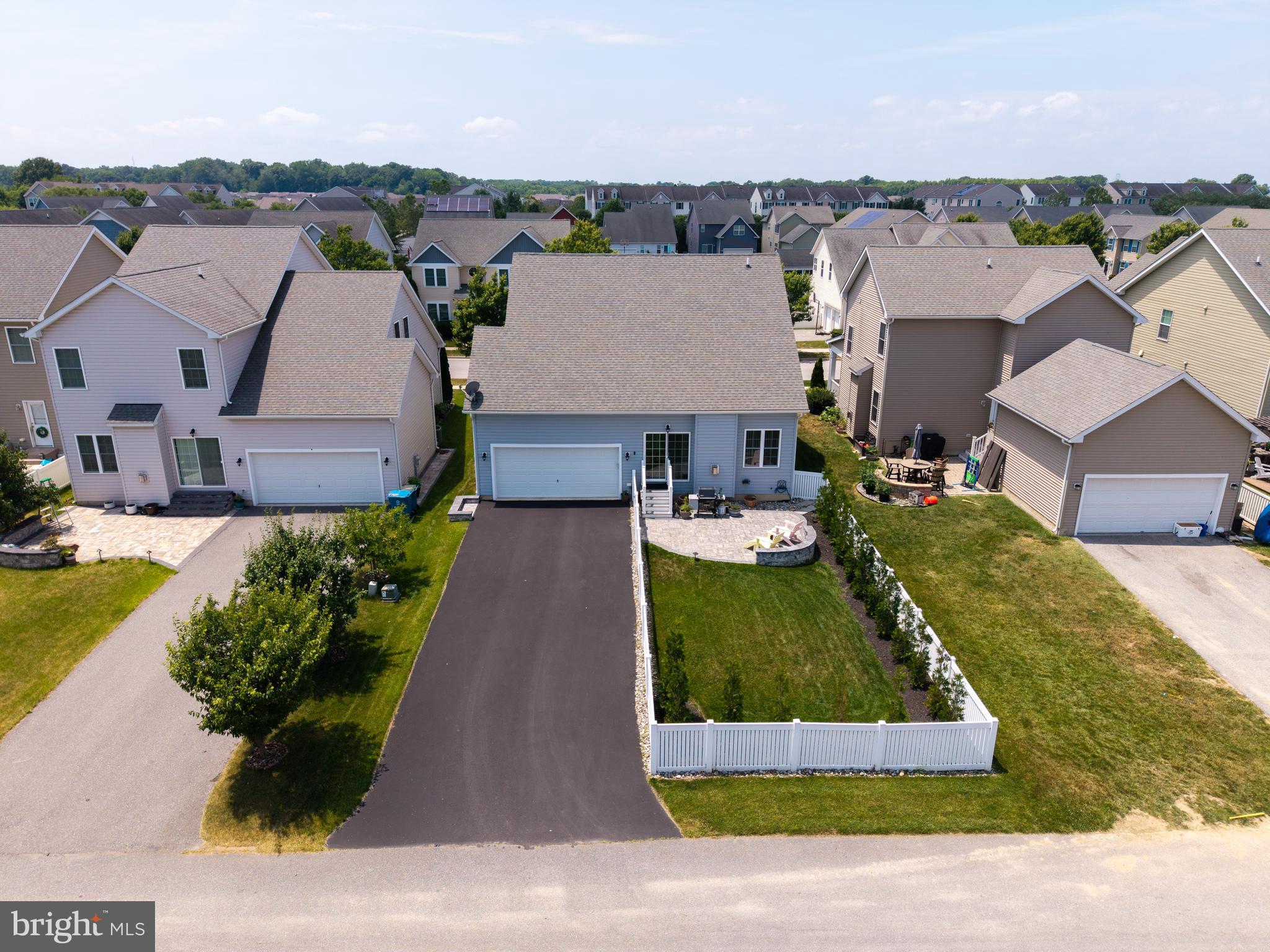 ELLENDALE - Residential