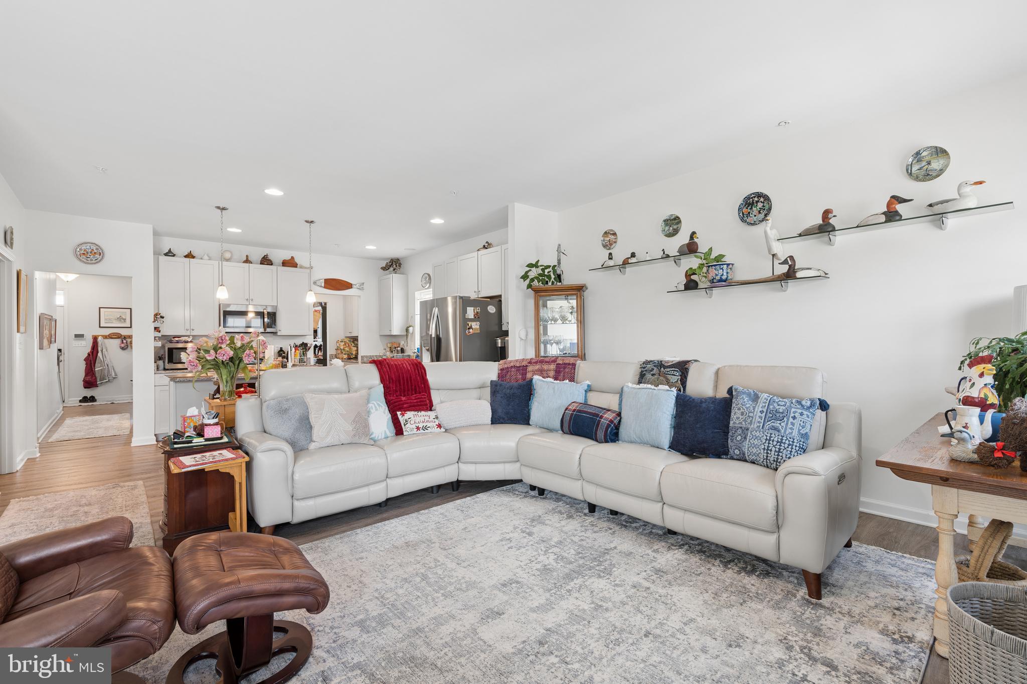 ELLENDALE - Residential