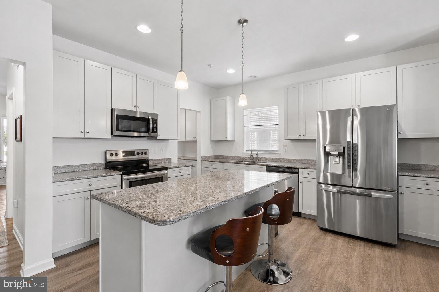 ELLENDALE - Residential