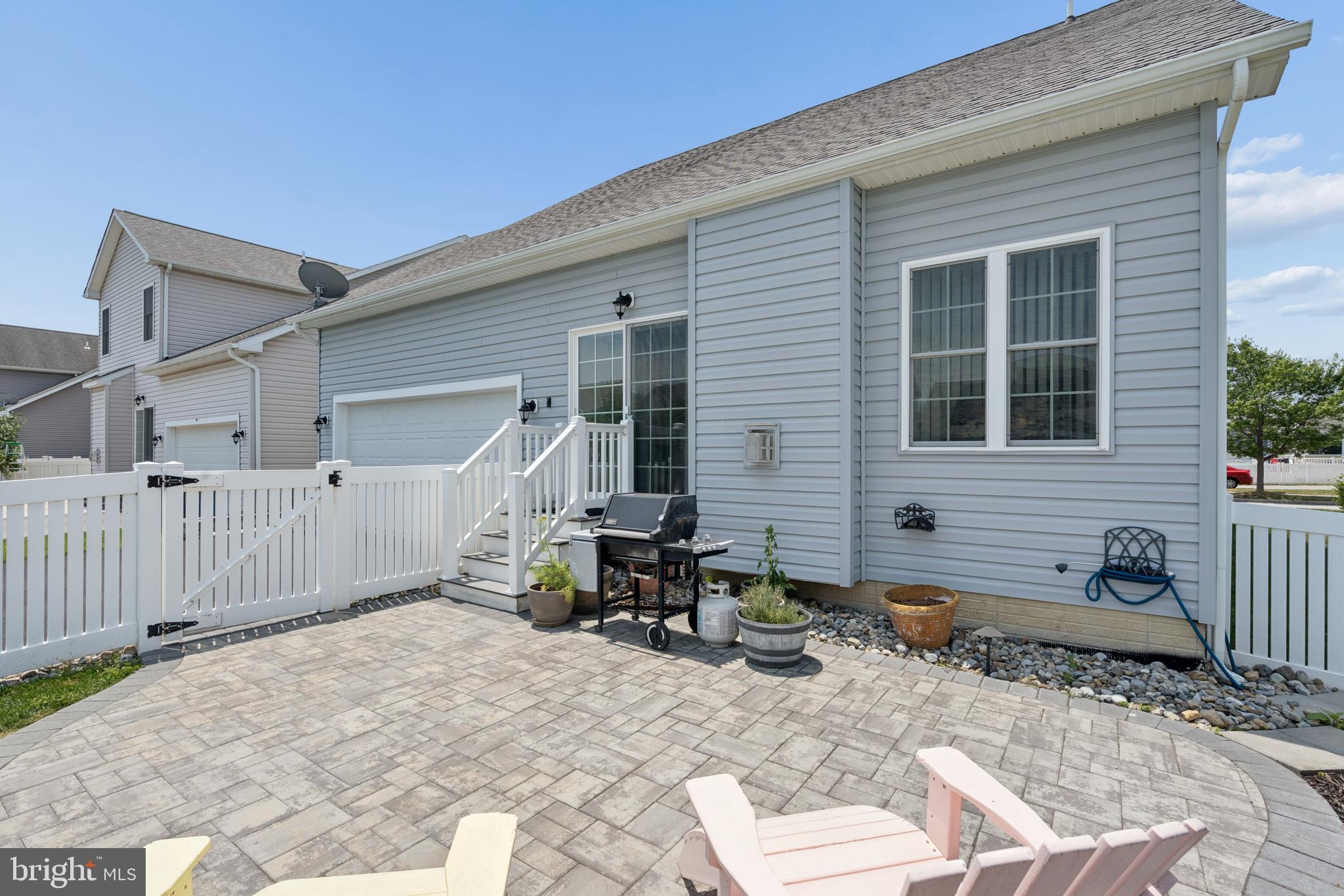 ELLENDALE - Residential