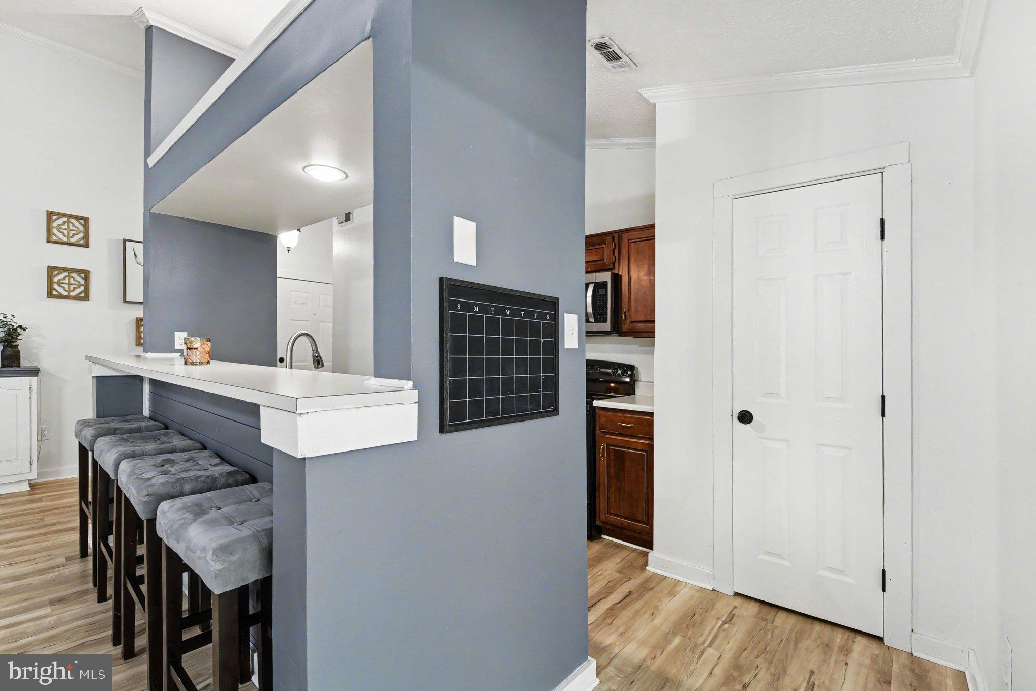 BRENTWOOD MANOR - Residential