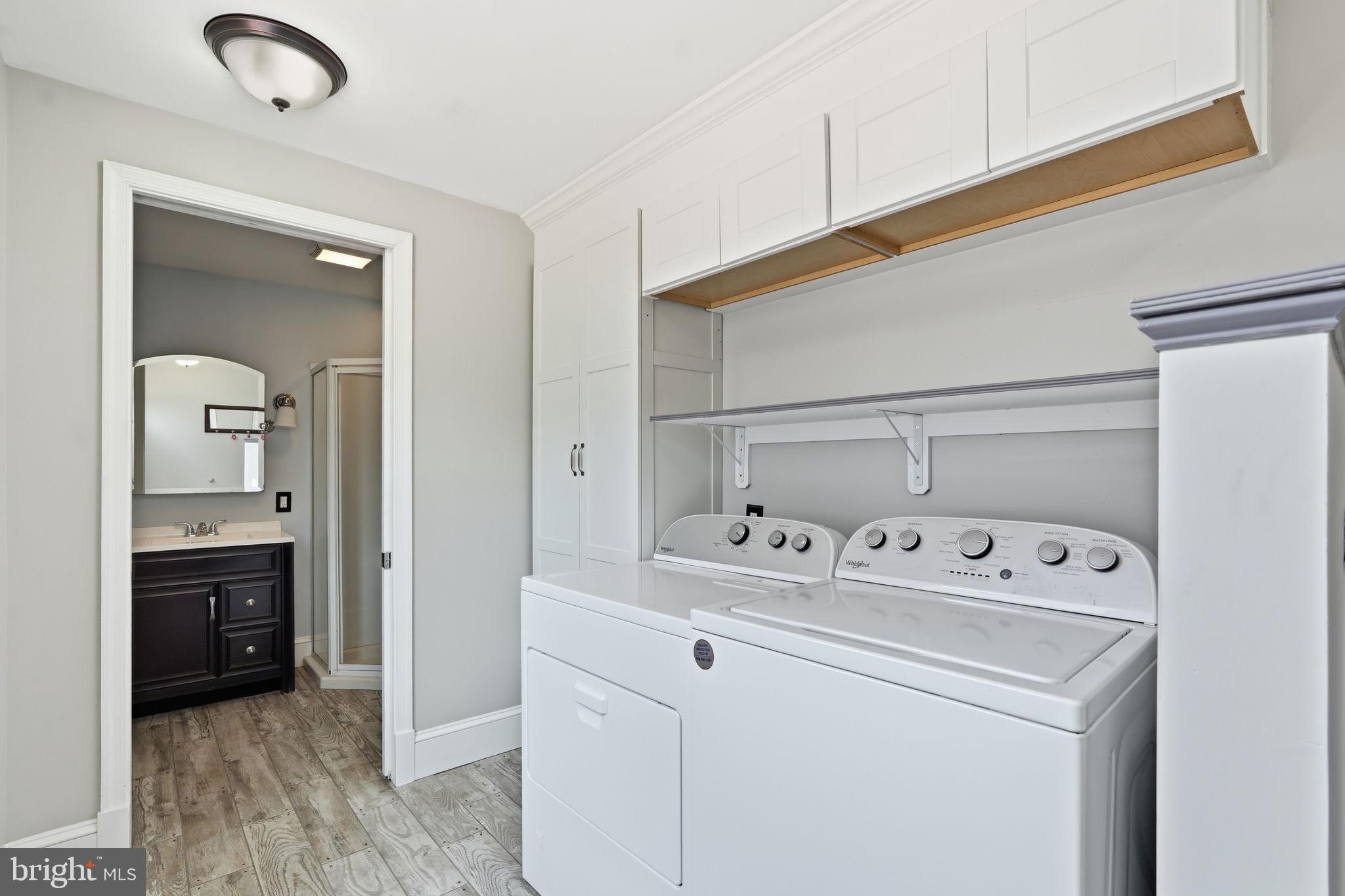 LAYTONSVILLE TOWN - Residential