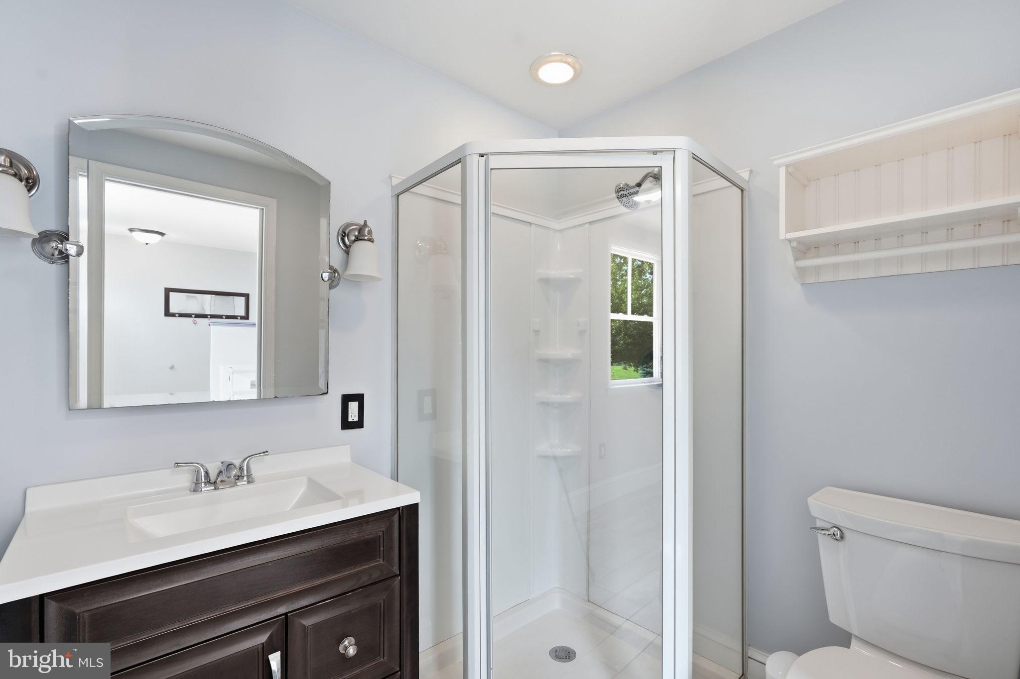LAYTONSVILLE TOWN - Residential