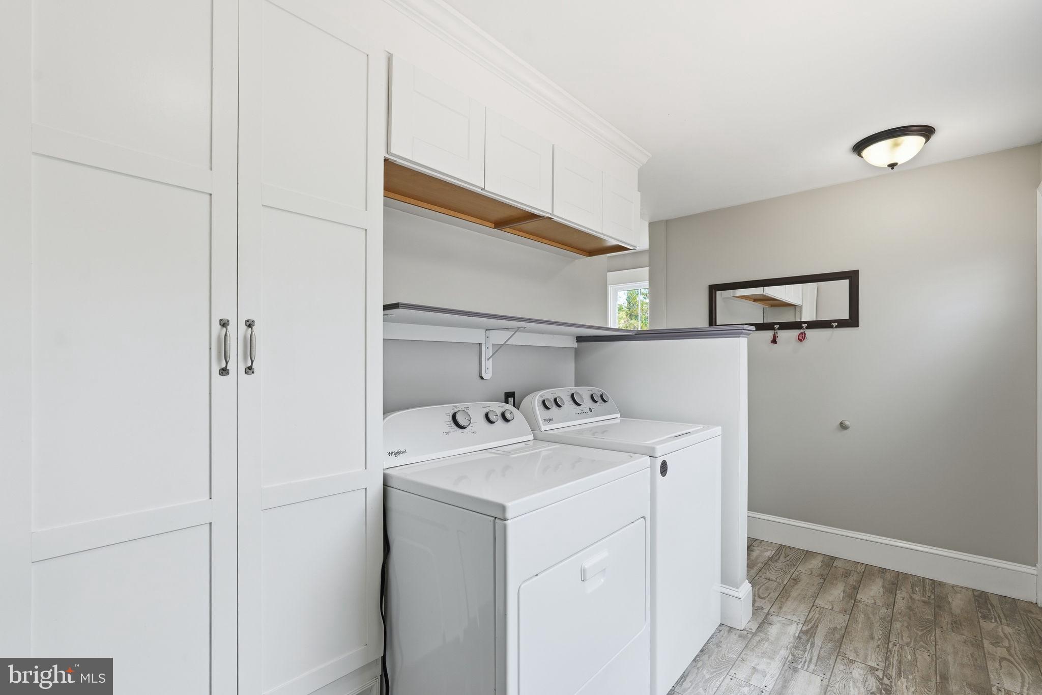 LAYTONSVILLE TOWN - Residential