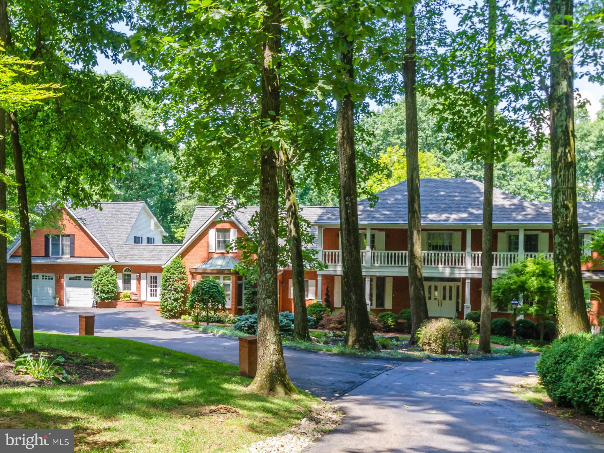CAVES VALLEY - Residential