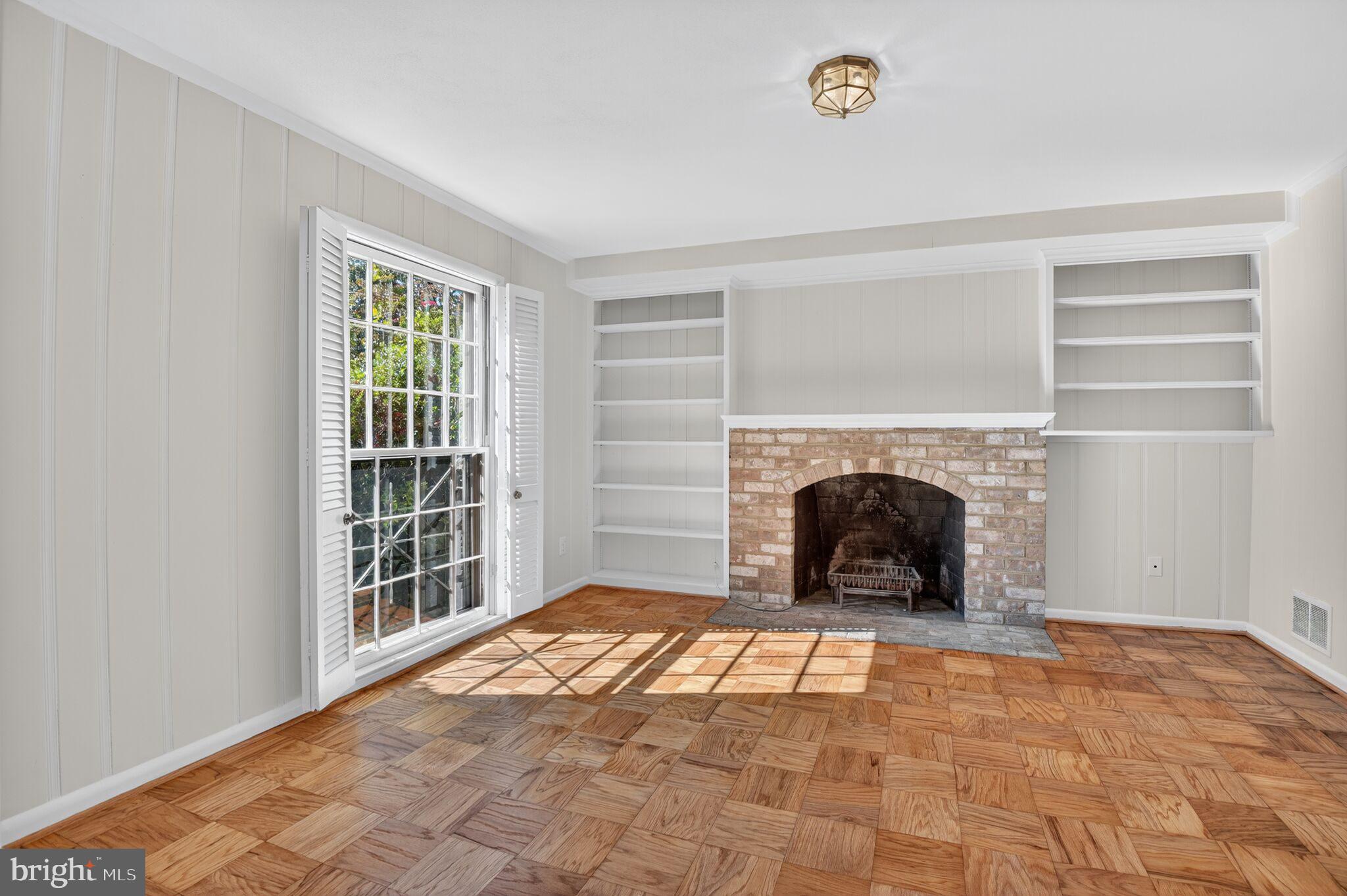WESTMORELAND HILLS - Residential
