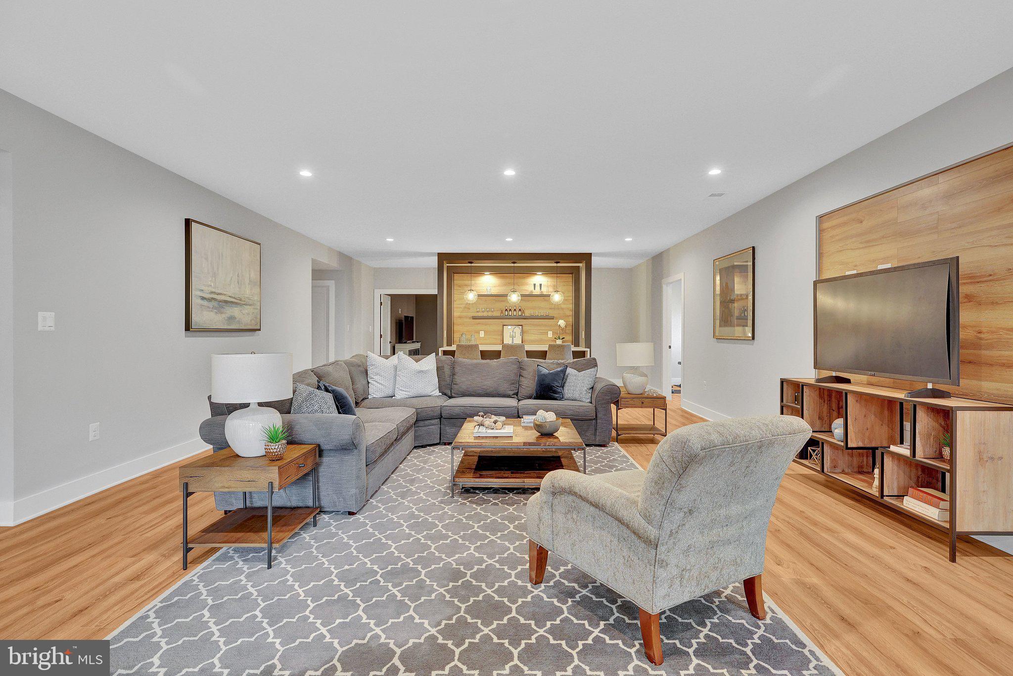 WEST LANGLEY - Residential