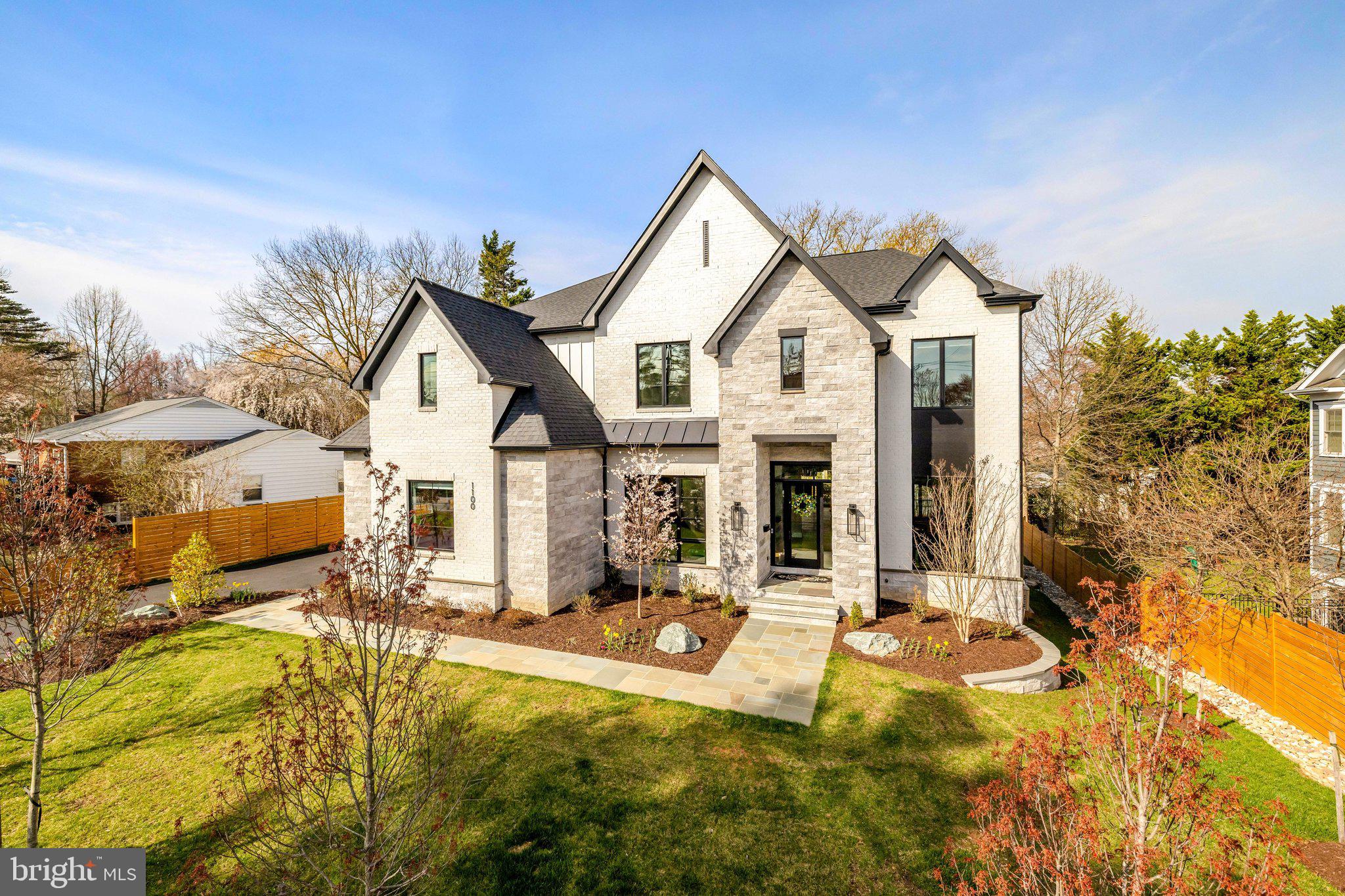 WEST LANGLEY - Residential