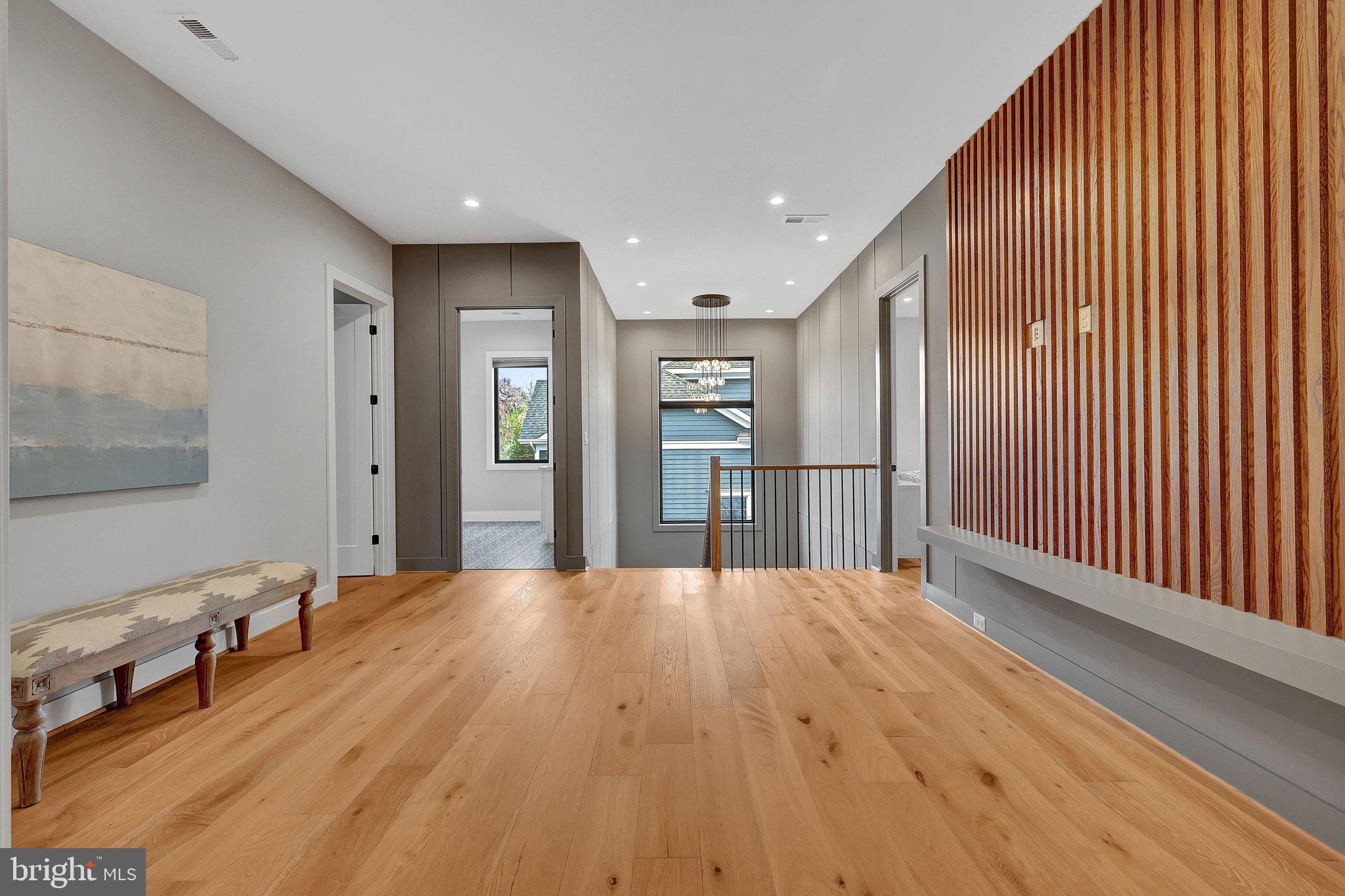 WEST LANGLEY - Residential