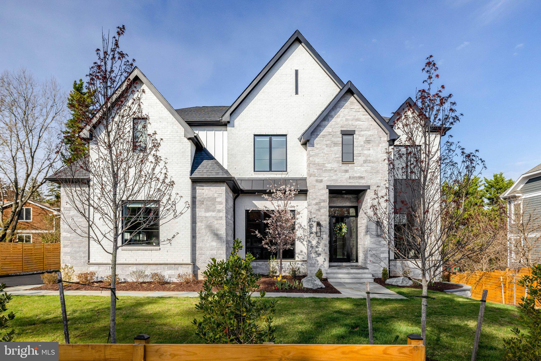 WEST LANGLEY - Residential