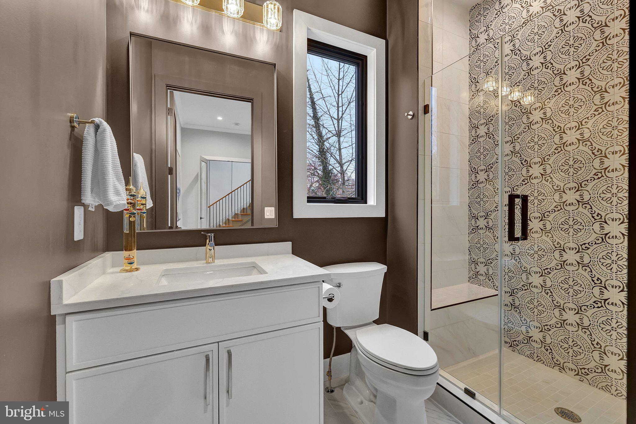 WEST LANGLEY - Residential