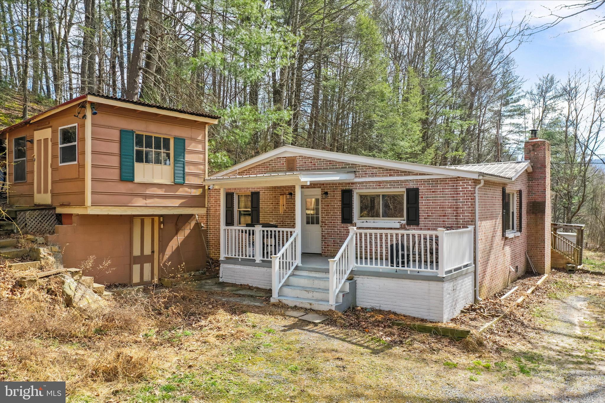 NONE UNRESTRICTED - Residential