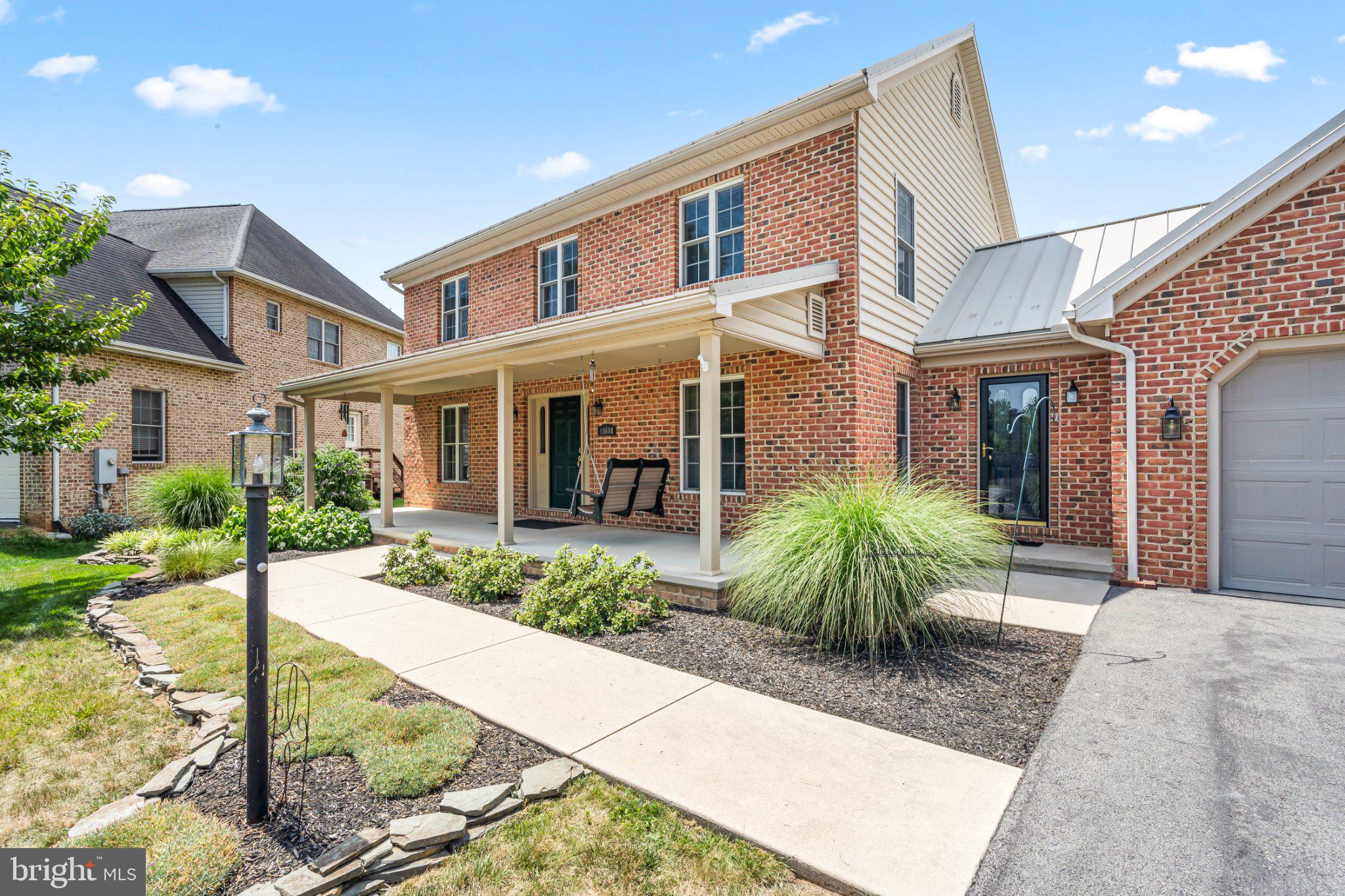 MAPLE VALLEY ESTATES - Residential