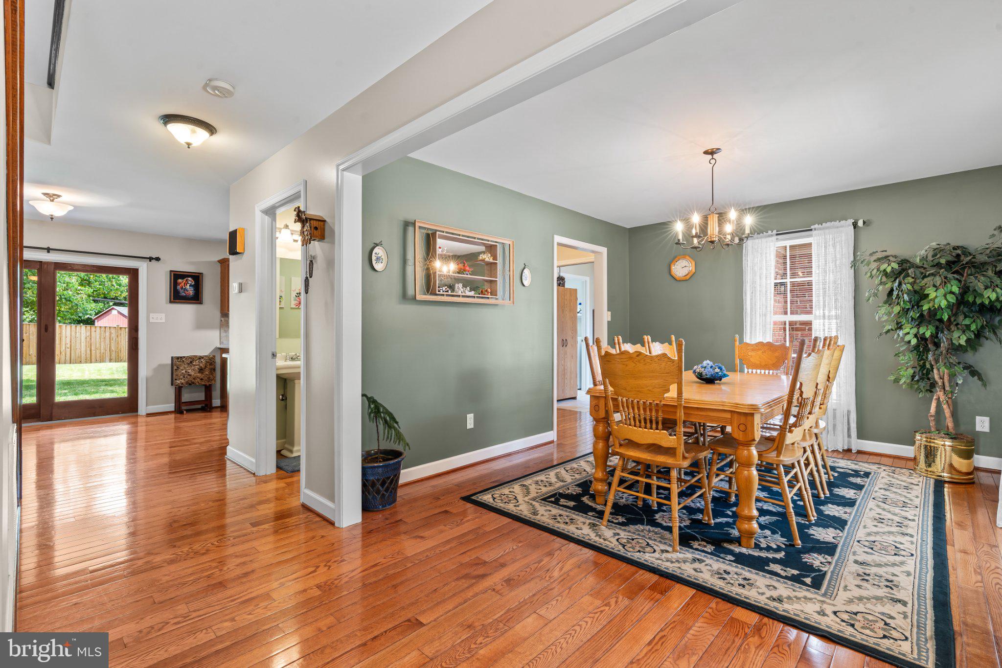 MAPLE VALLEY ESTATES - Residential