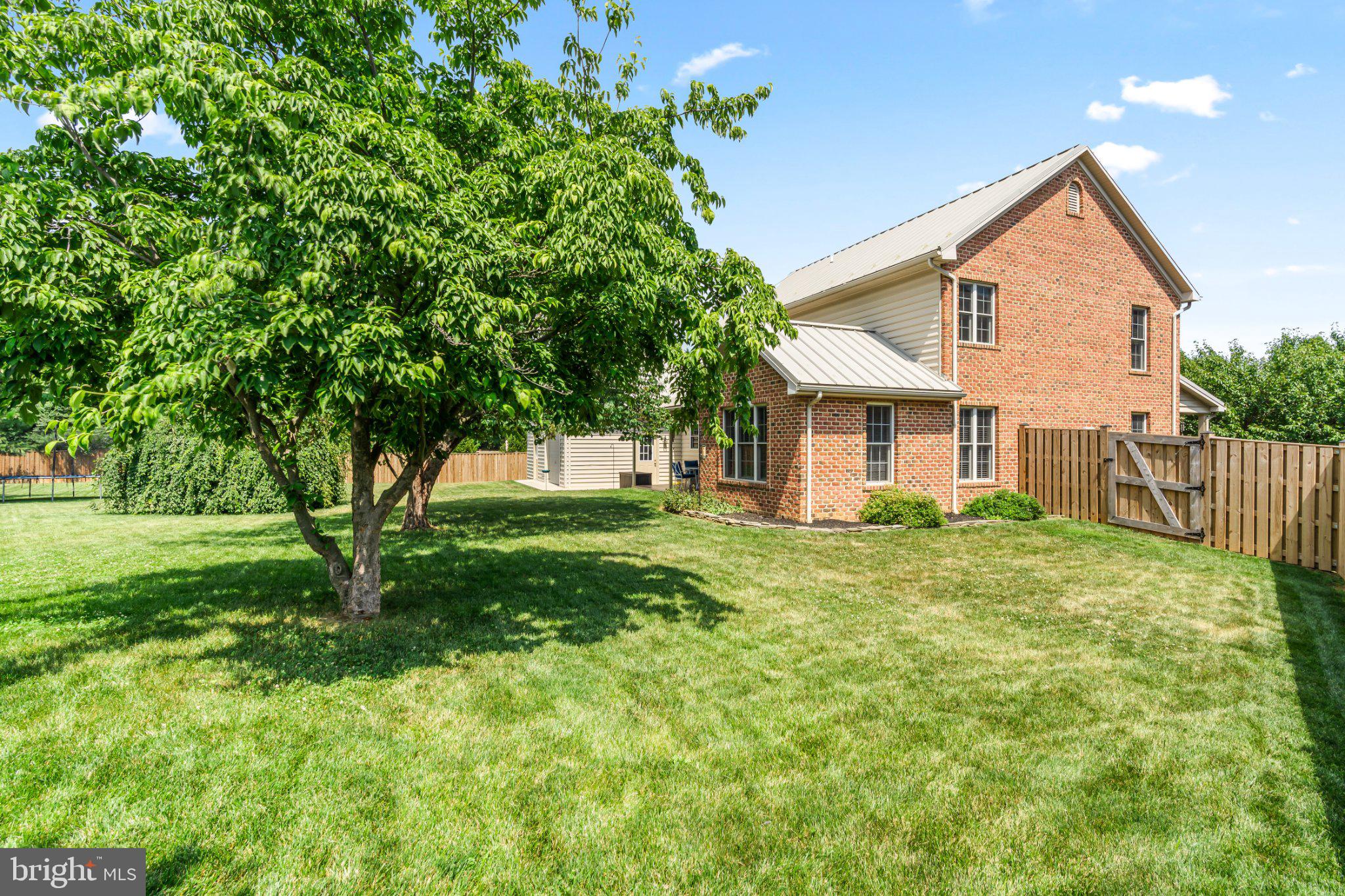 MAPLE VALLEY ESTATES - Residential