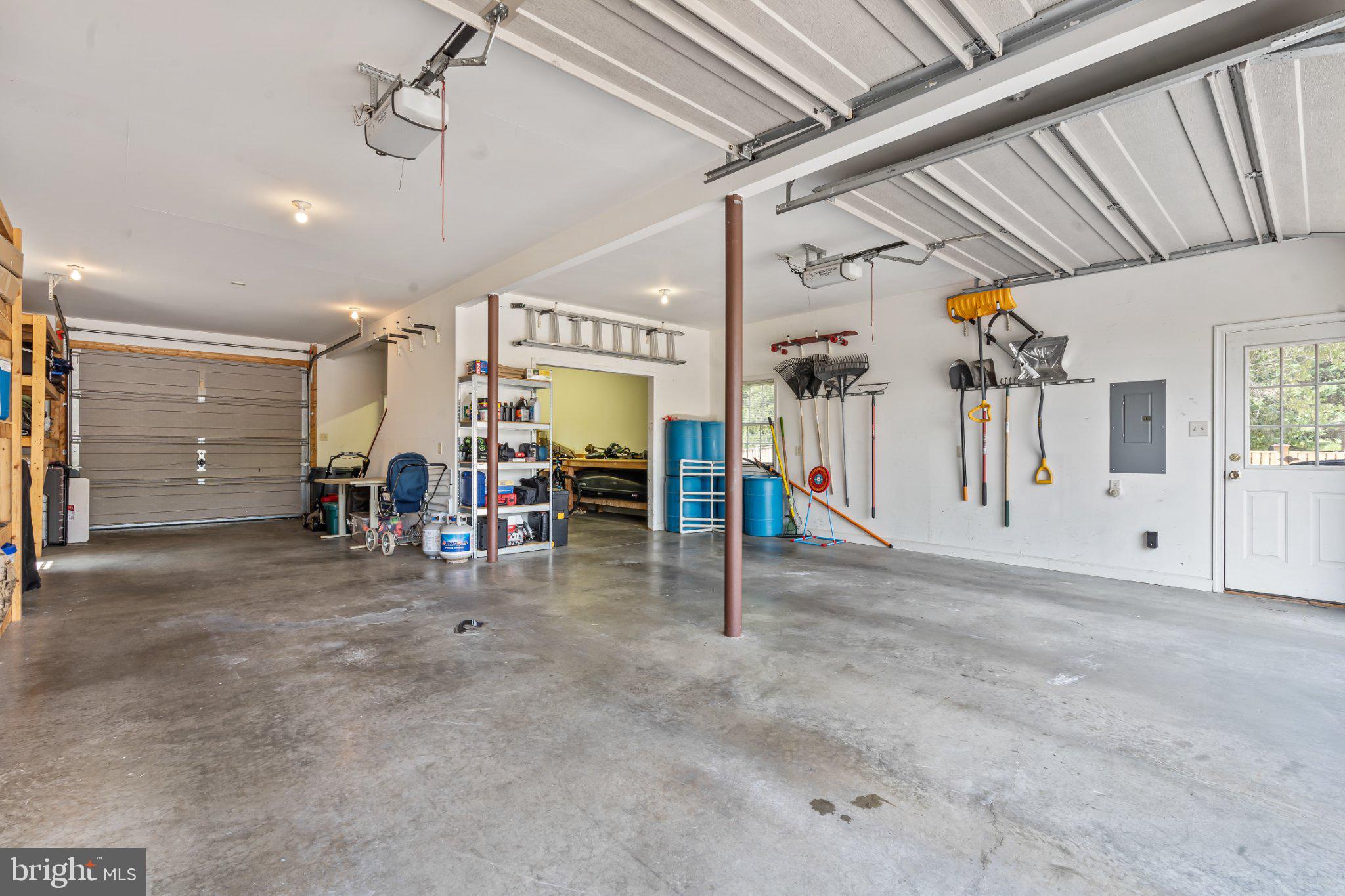 MAPLE VALLEY ESTATES - Residential
