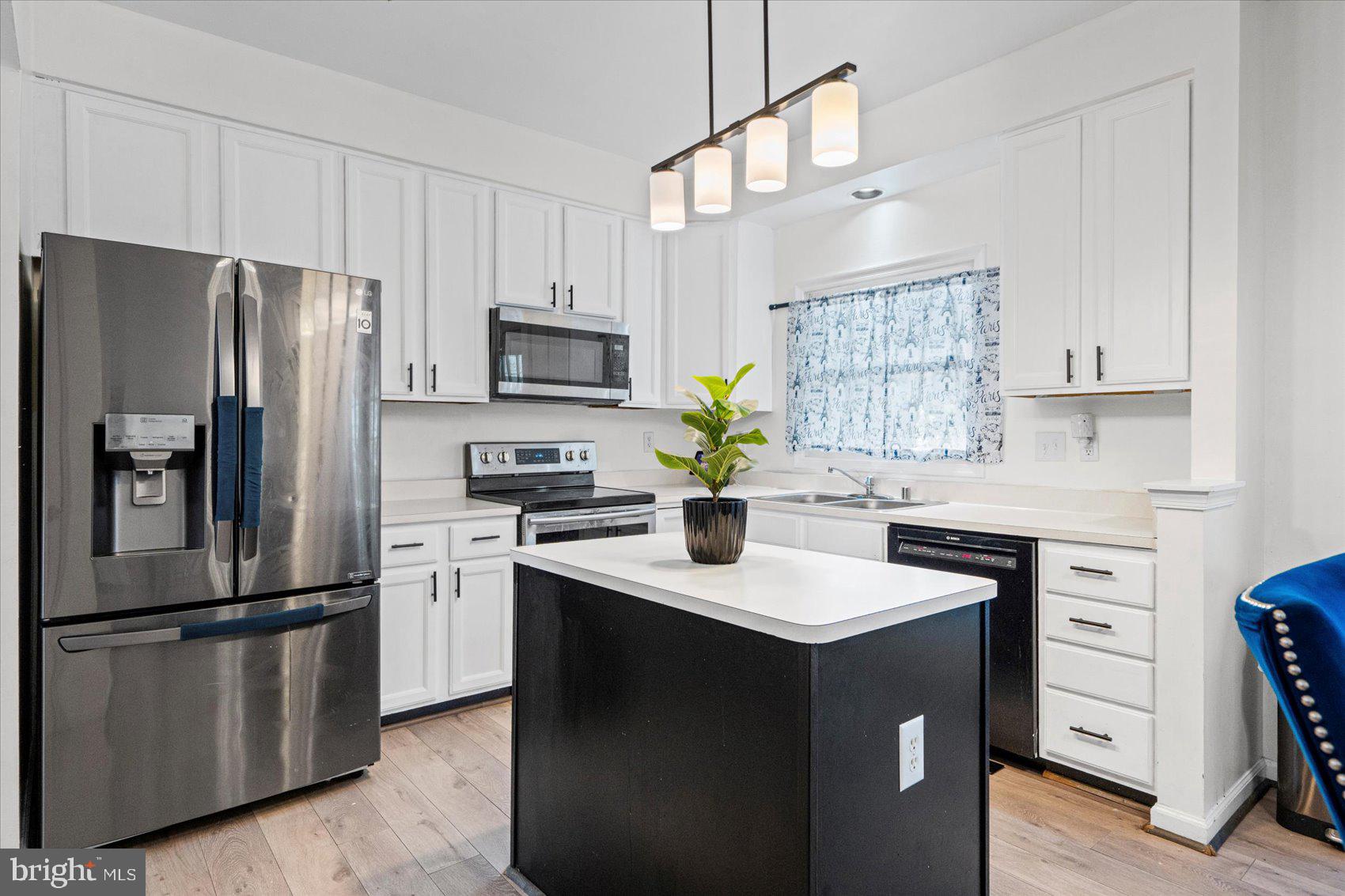OWINGS MILLS - Residential