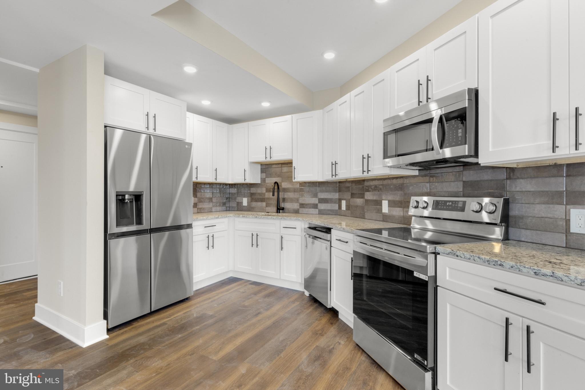 EAST KENSINGTON - Residential Lease
