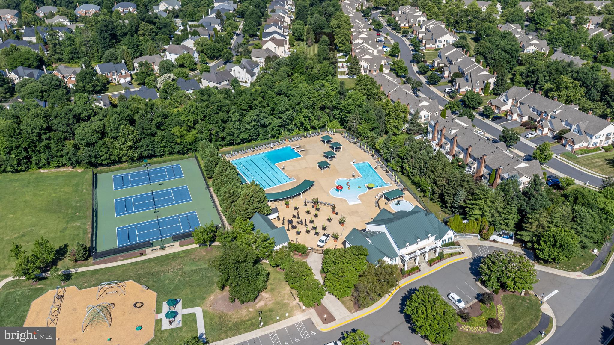 BELMONT COUNTRY CLUB - Residential
