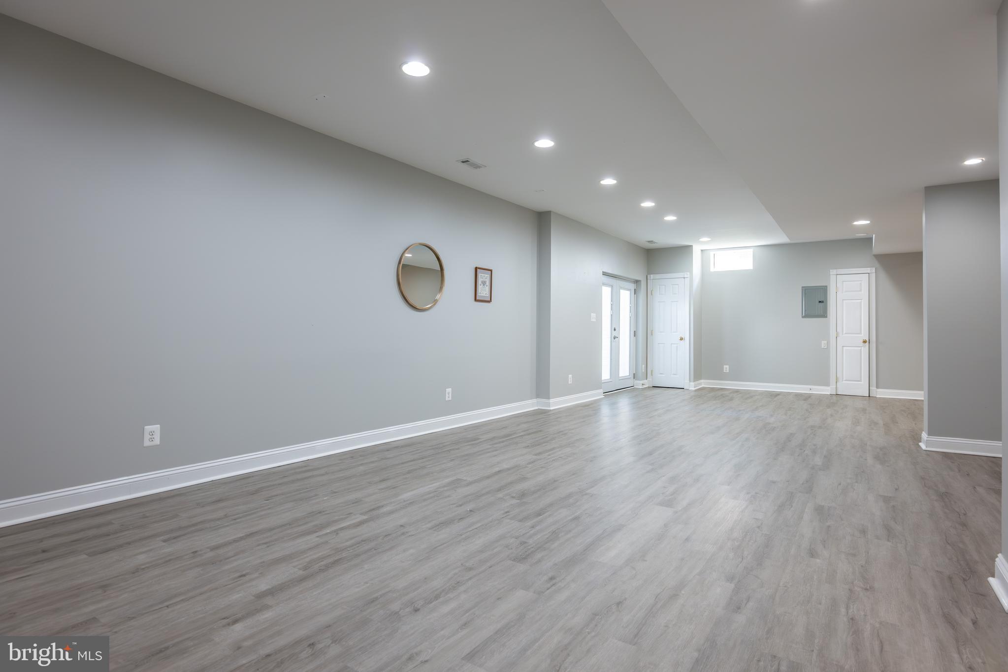 BELMONT COUNTRY CLUB - Residential