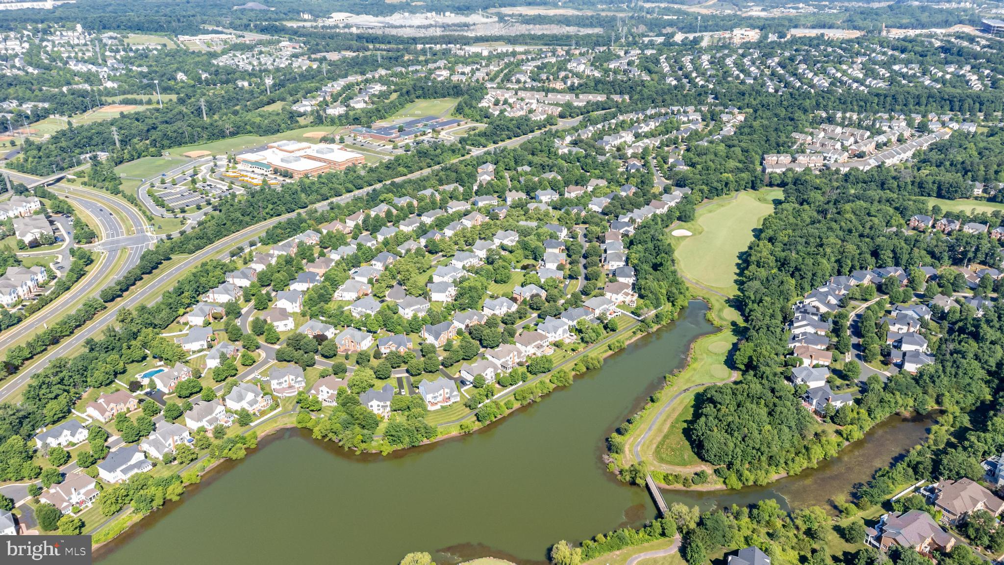 BELMONT COUNTRY CLUB - Residential