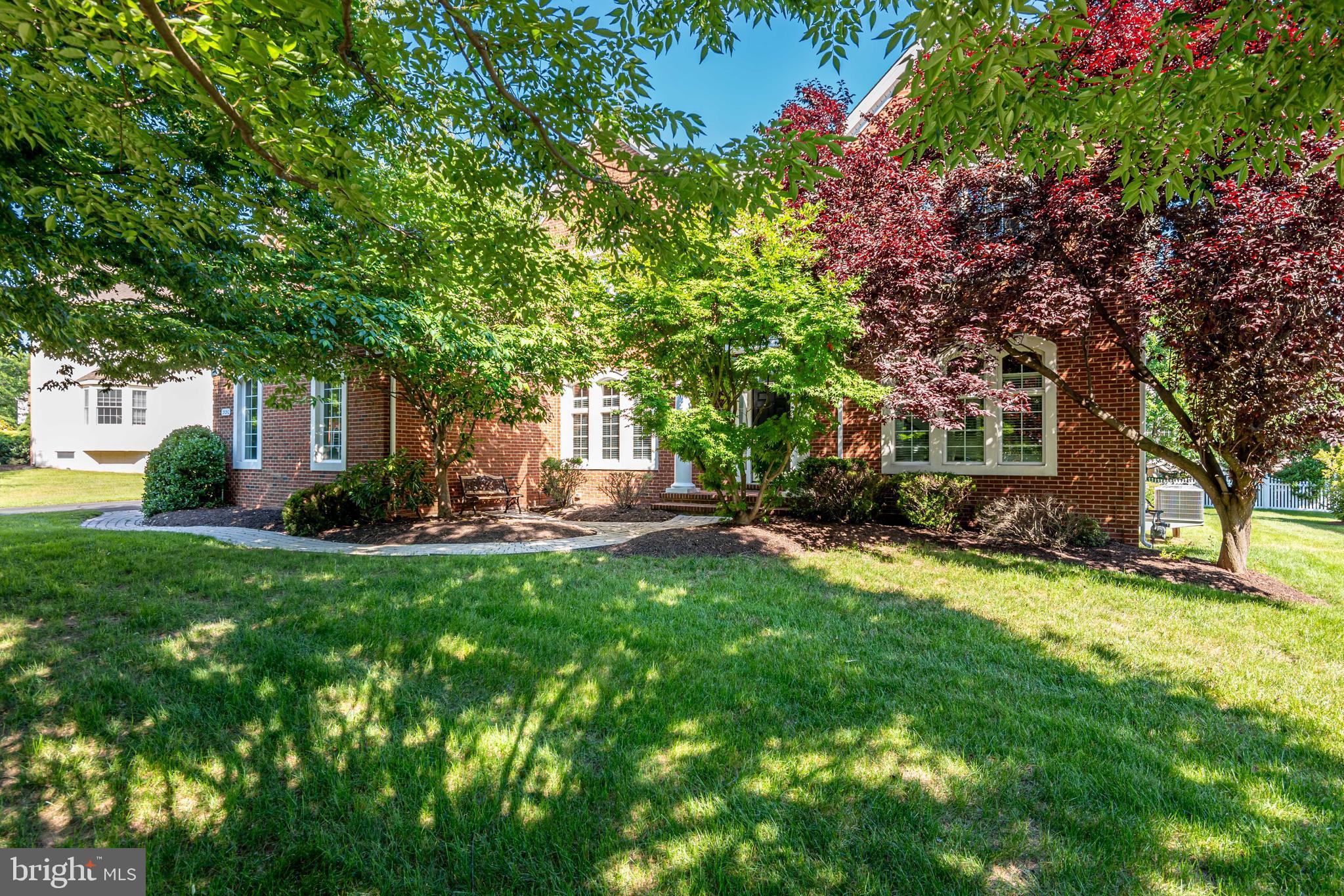 BELMONT COUNTRY CLUB - Residential