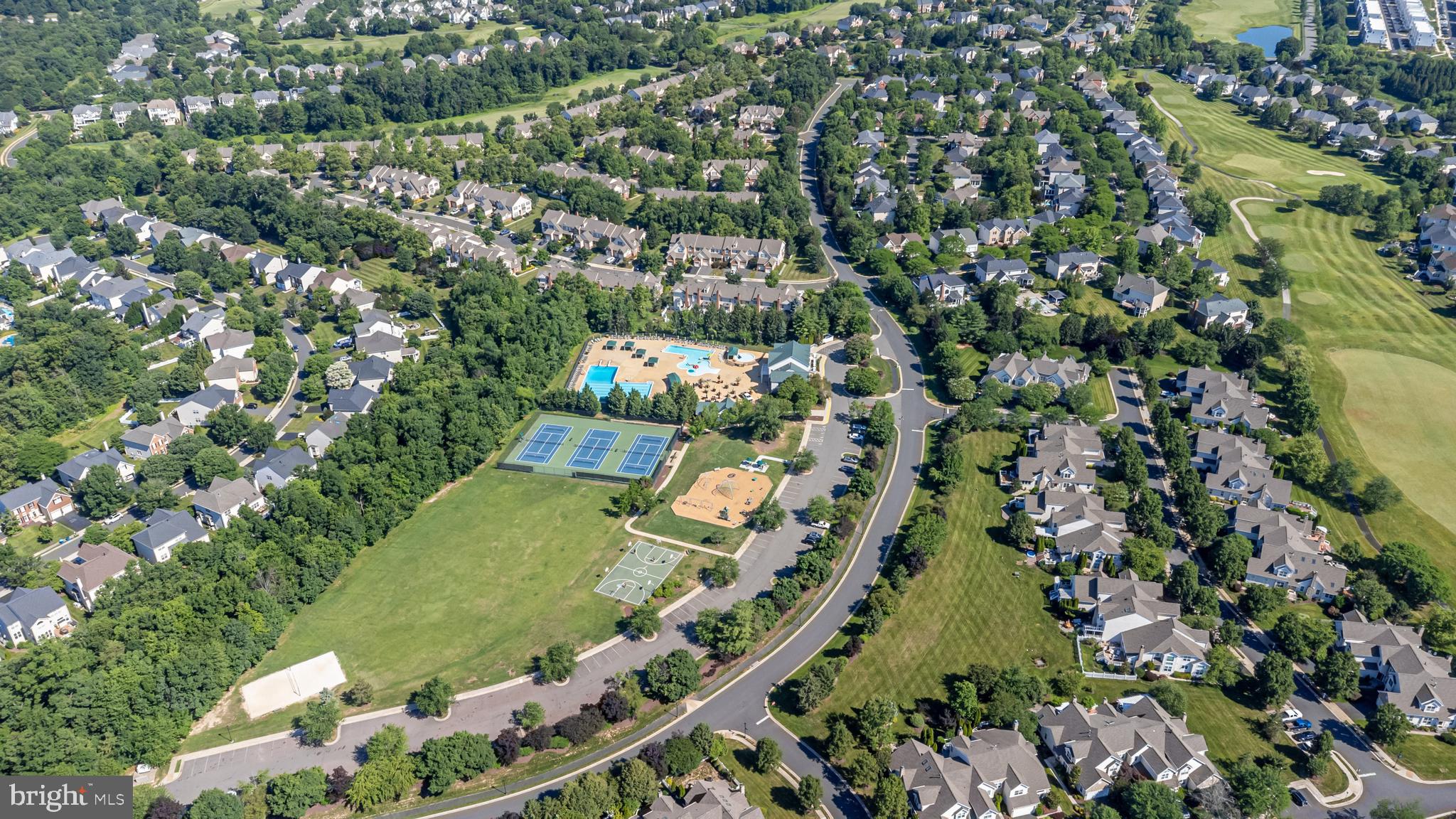 BELMONT COUNTRY CLUB - Residential