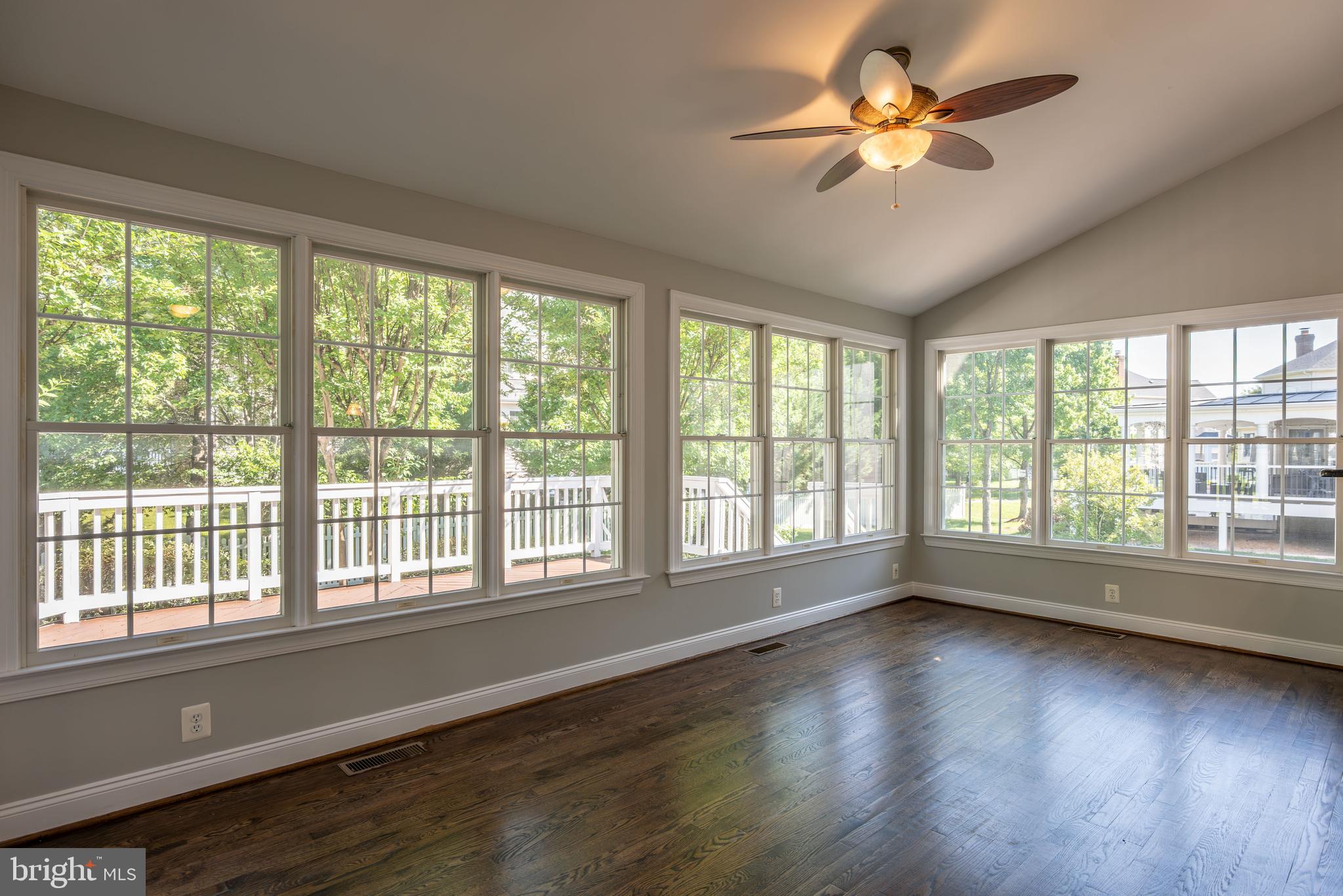 BELMONT COUNTRY CLUB - Residential