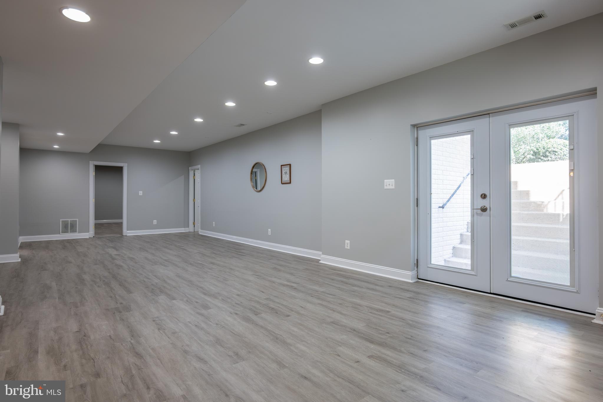 BELMONT COUNTRY CLUB - Residential