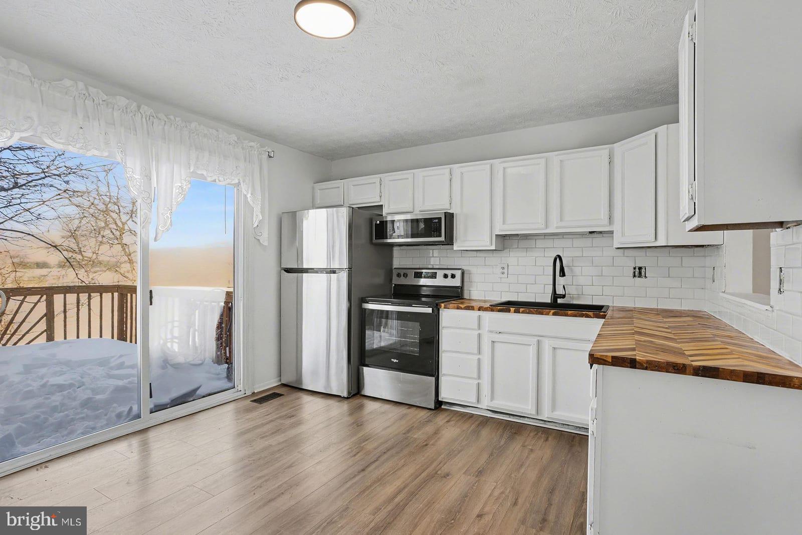 WOODBRIDGE - Residential