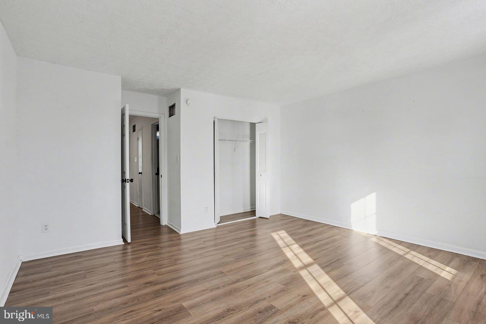 WOODBRIDGE - Residential