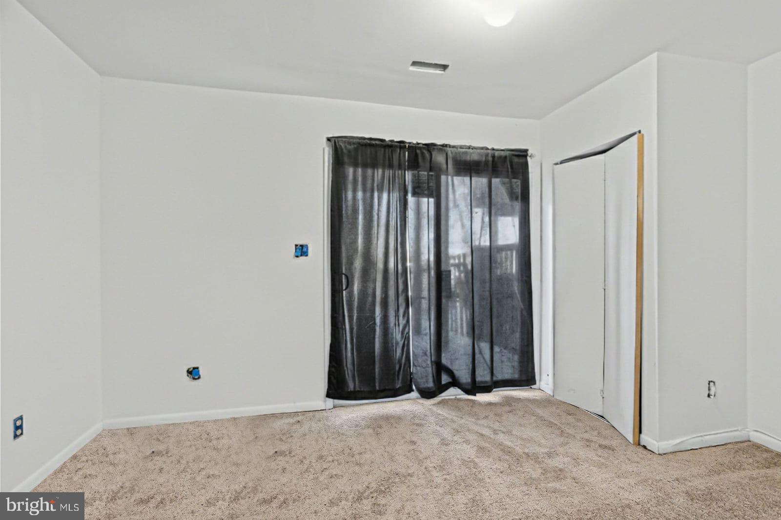WOODBRIDGE - Residential