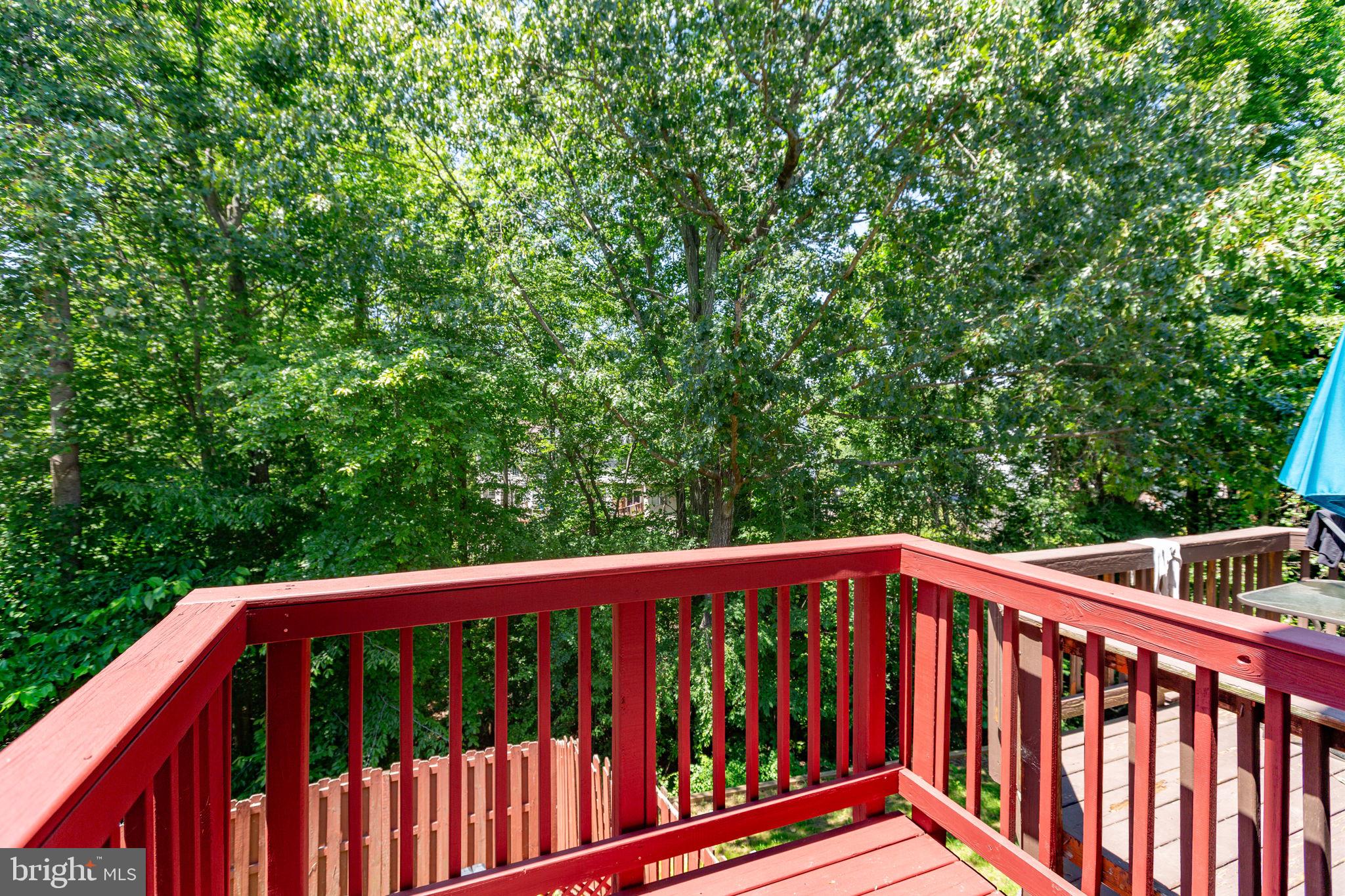 HAMPTON OAKS - Residential