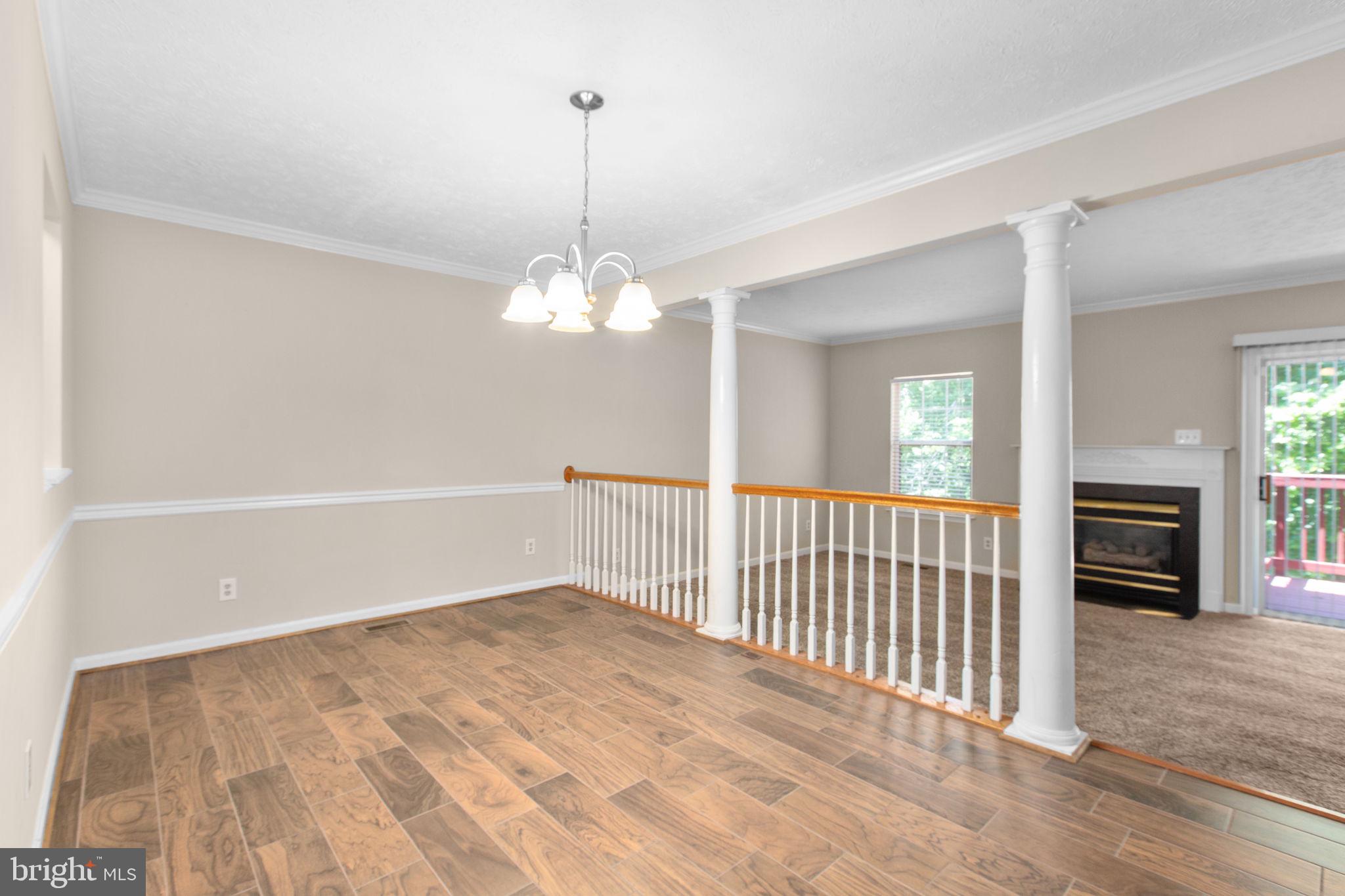HAMPTON OAKS - Residential