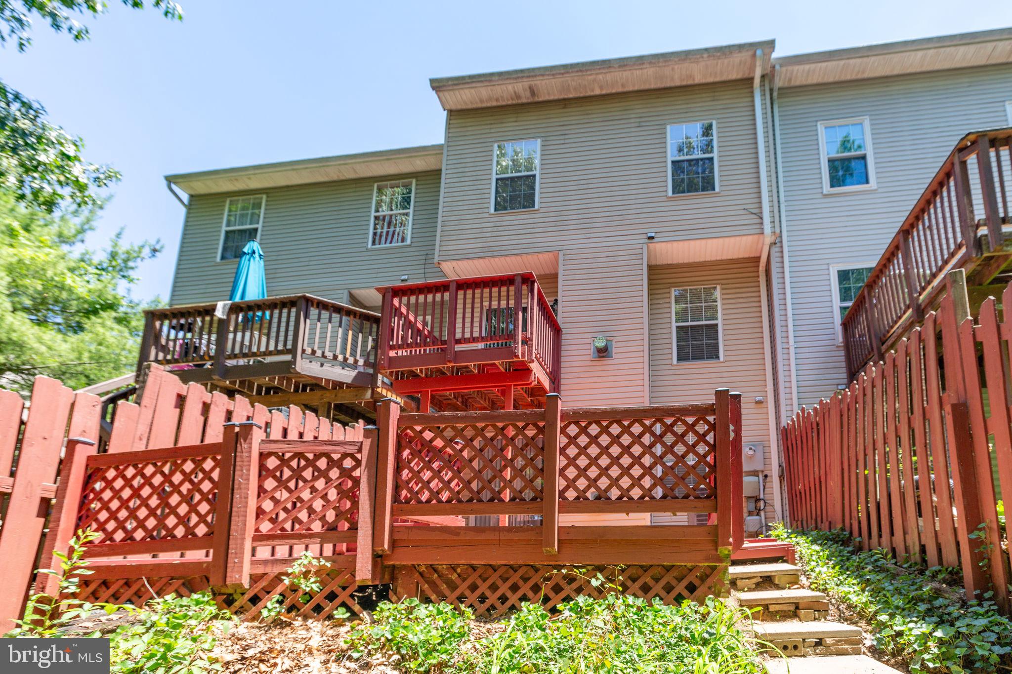 HAMPTON OAKS - Residential