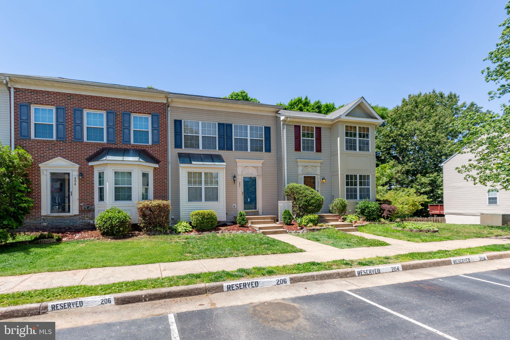 HAMPTON OAKS - Residential