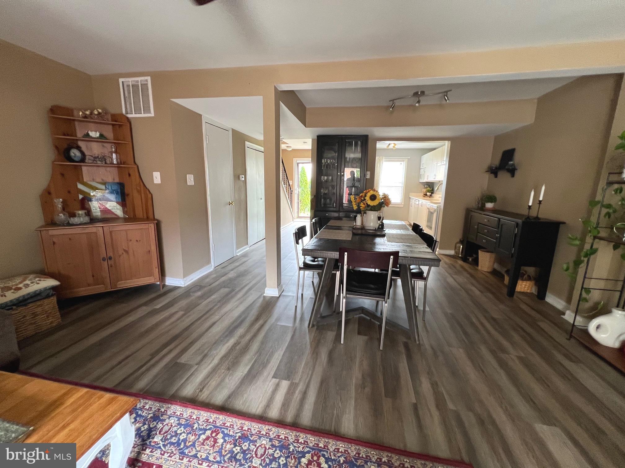 GEORGETOWN VILLAGE - Residential