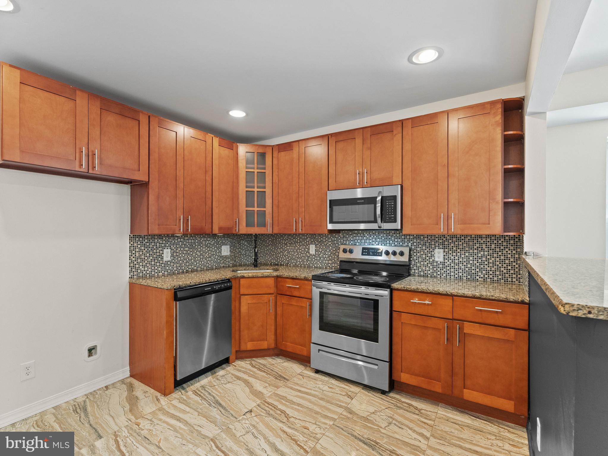GERMANTOWN - Residential