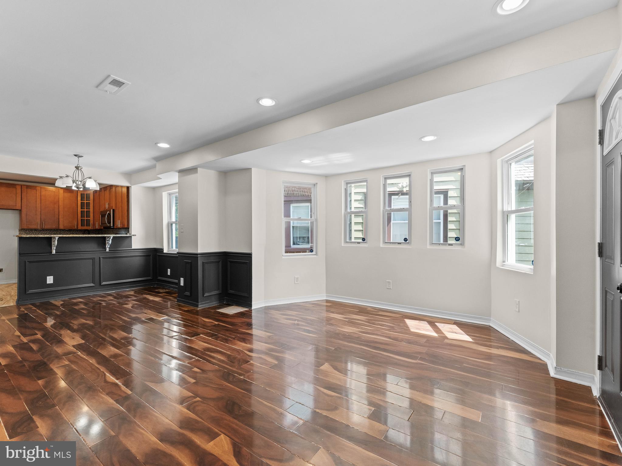 GERMANTOWN - Residential
