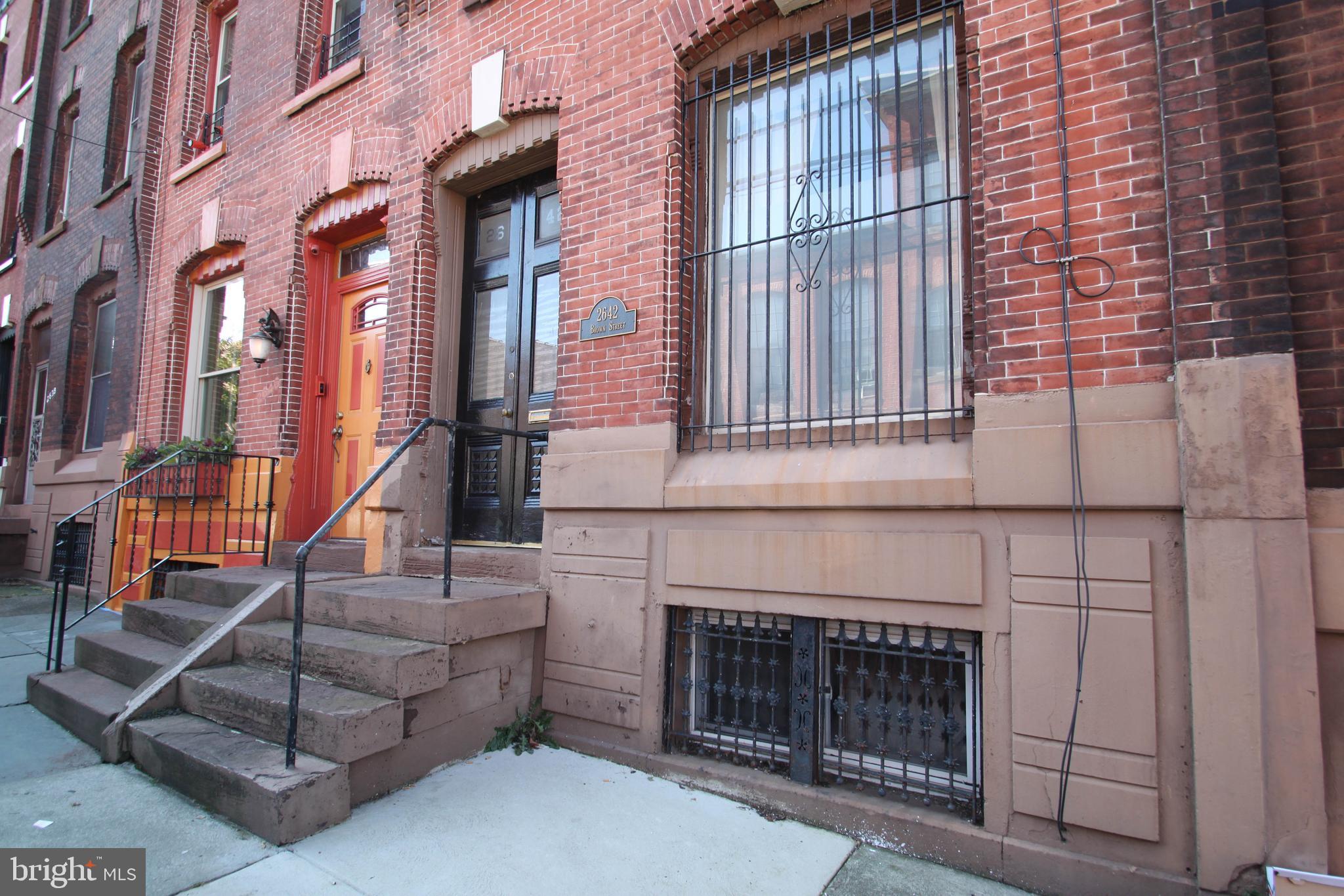 ART MUSEUM AREA - Residential Lease