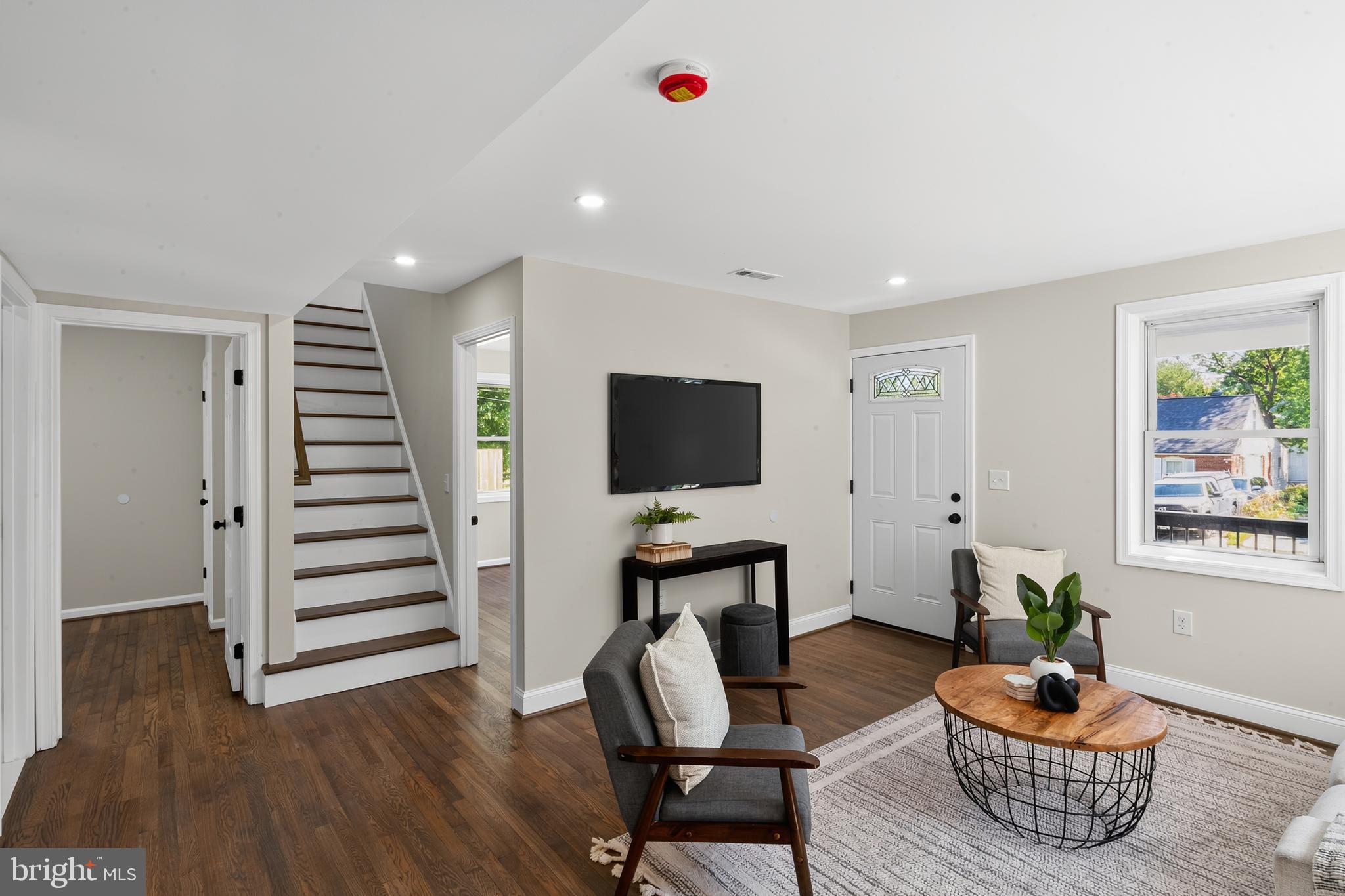 ROCKCREST - Residential